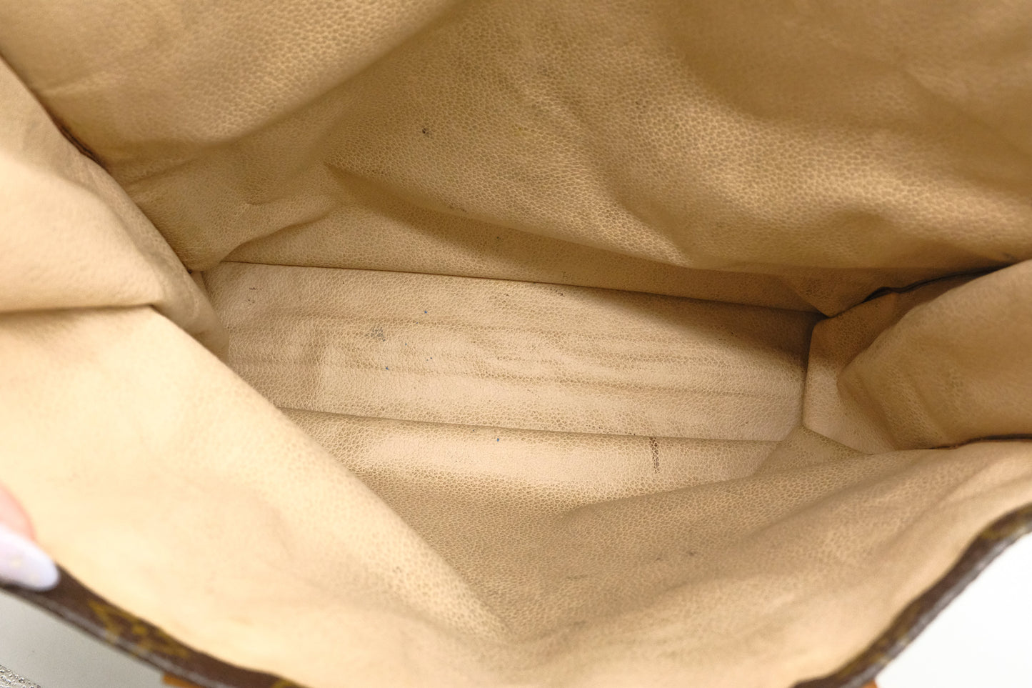 Louis Vuitton Sac Plat in Monogram Canvas