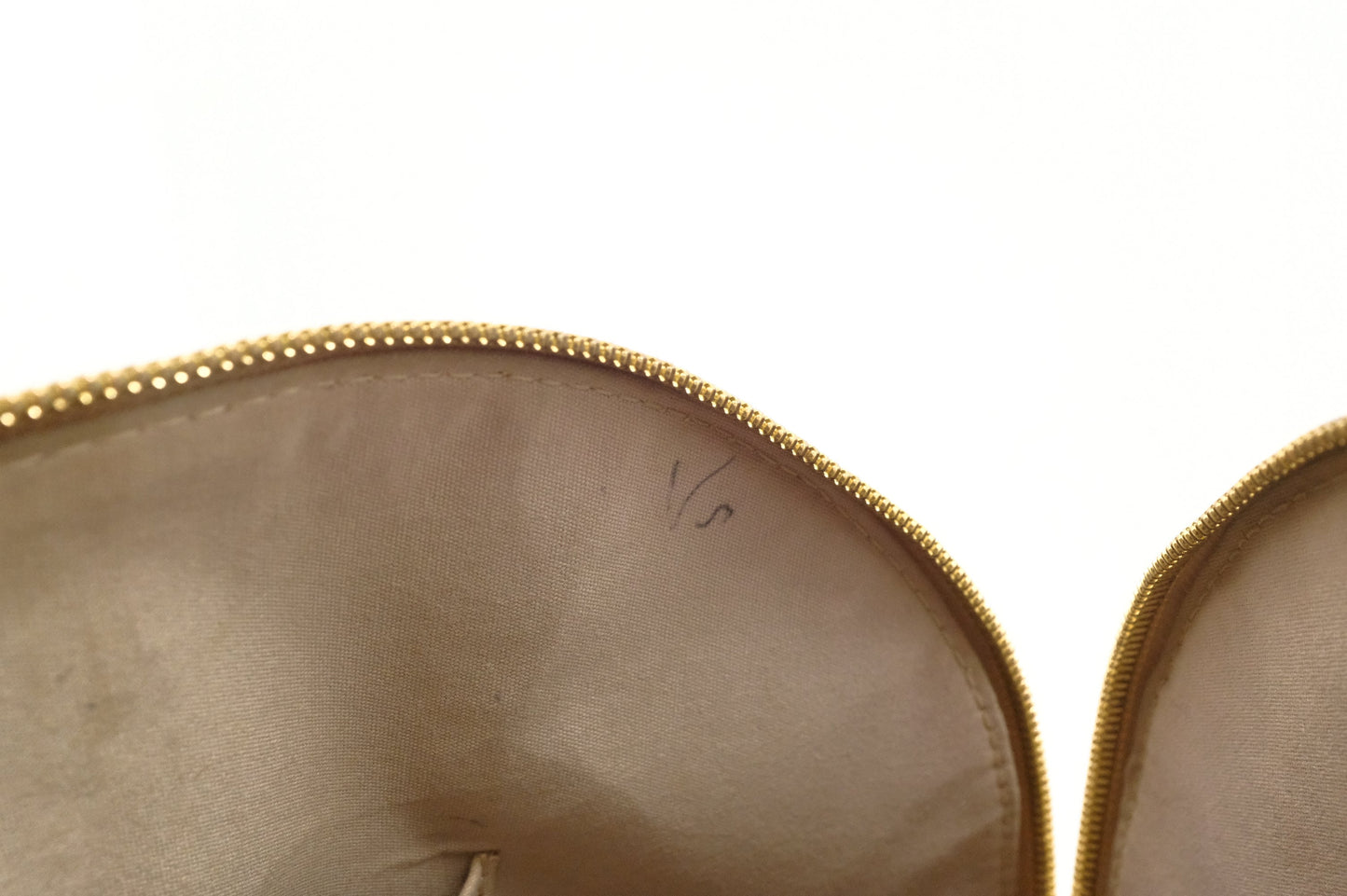 Louis Vuitton Alma GM in Gold Vernis Leather