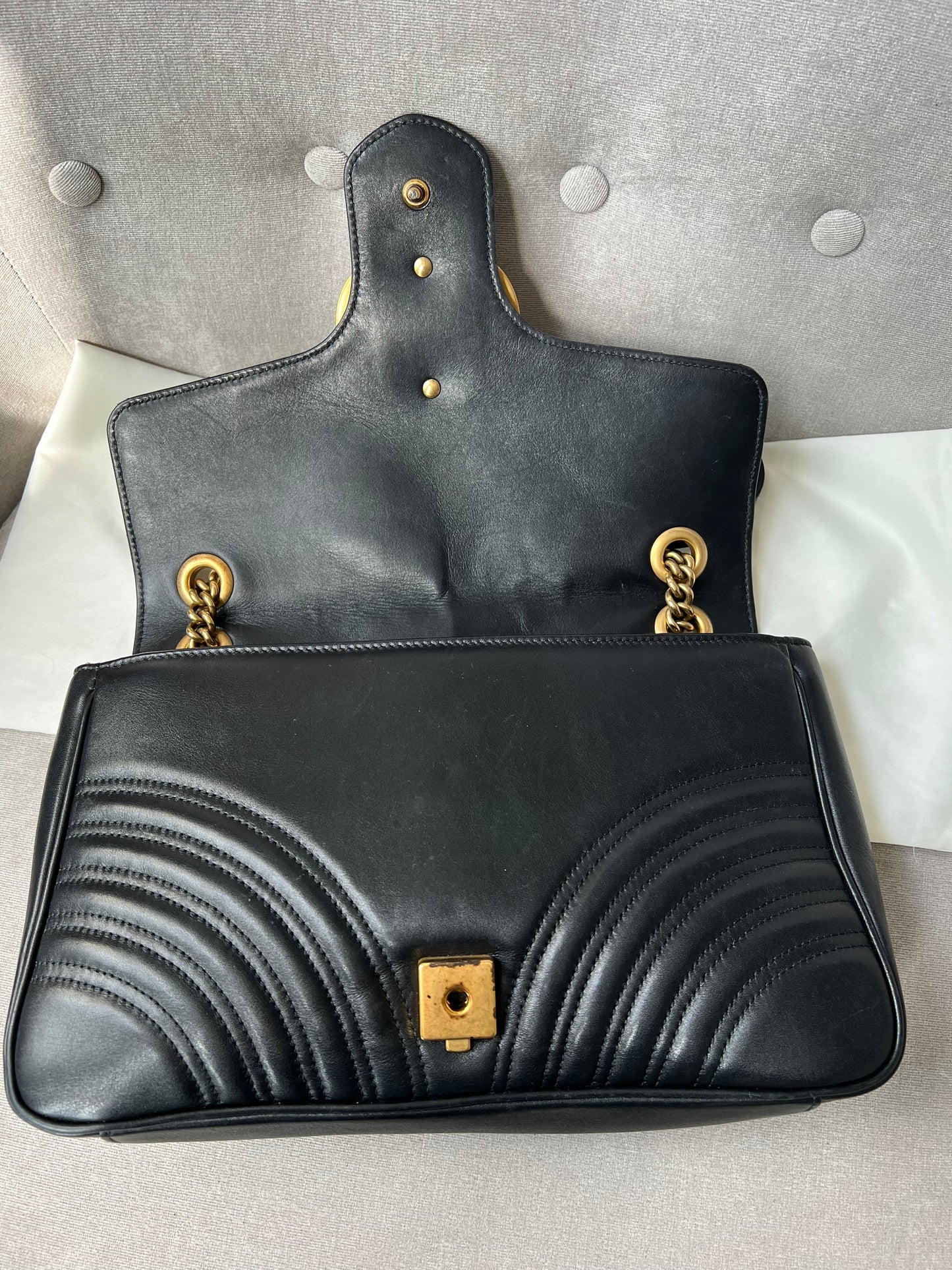 Gucci GG Black Marmont Medium Shoulder Bag