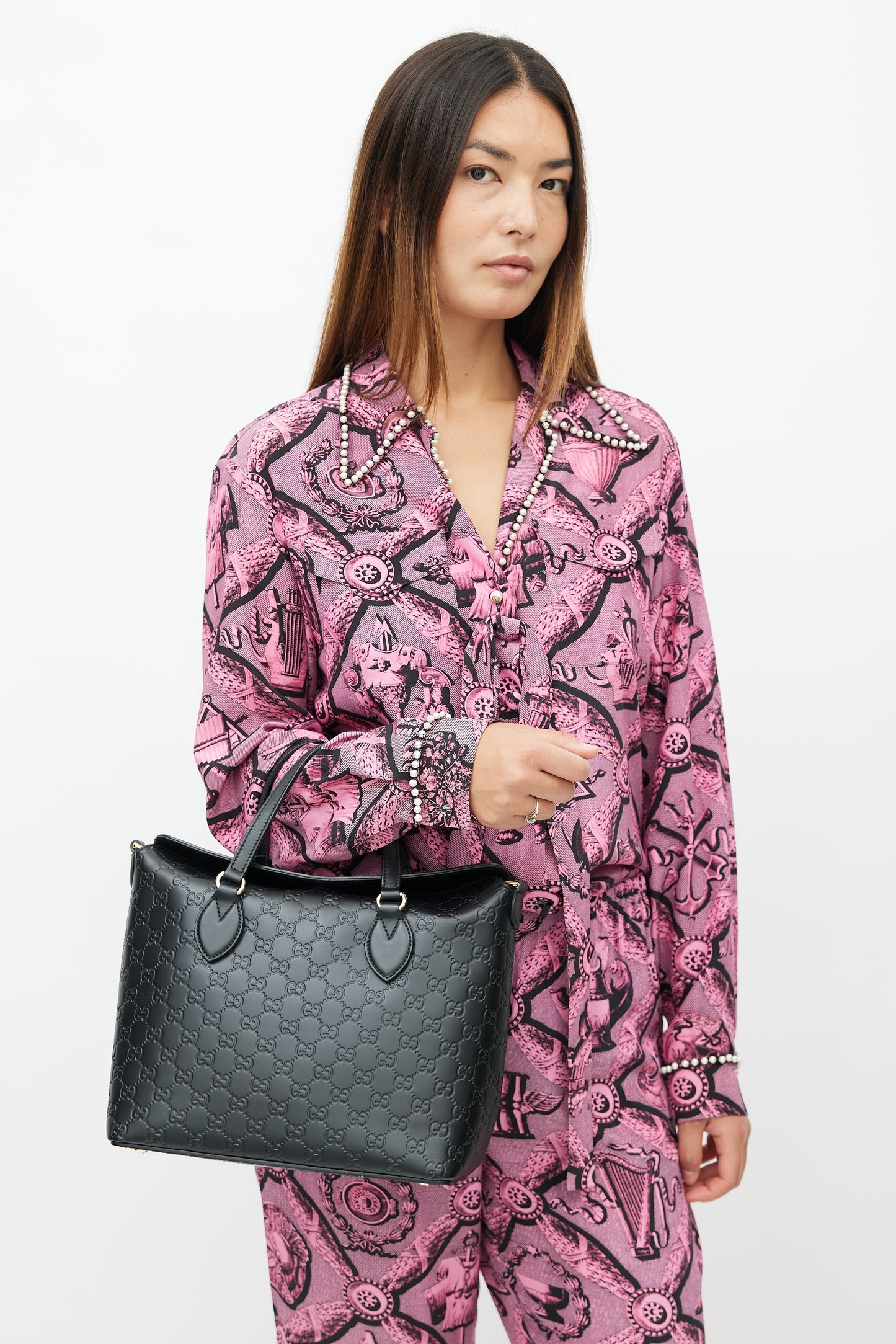 Black Guccissima Leather Foldover Shoulder Bag