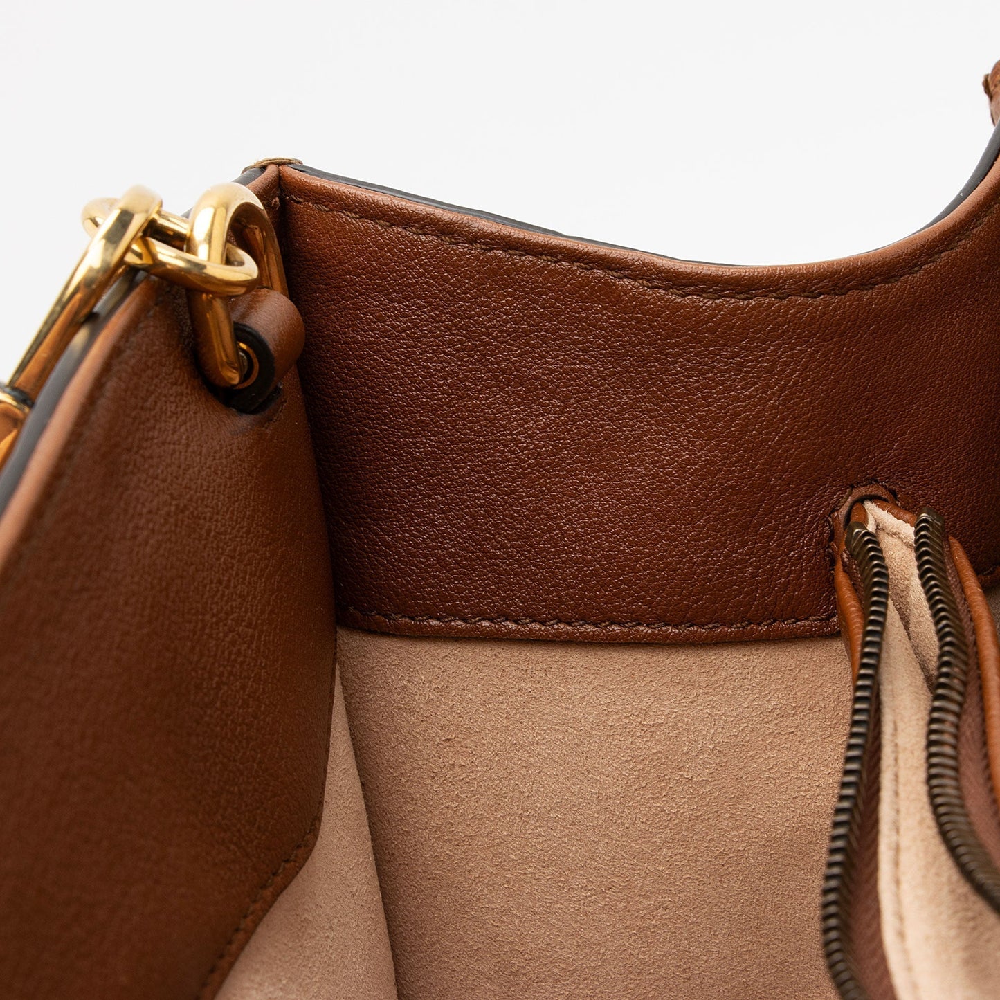 Gucci Cuir Leather Diana Medium Tote (SHF-VwOAIt)