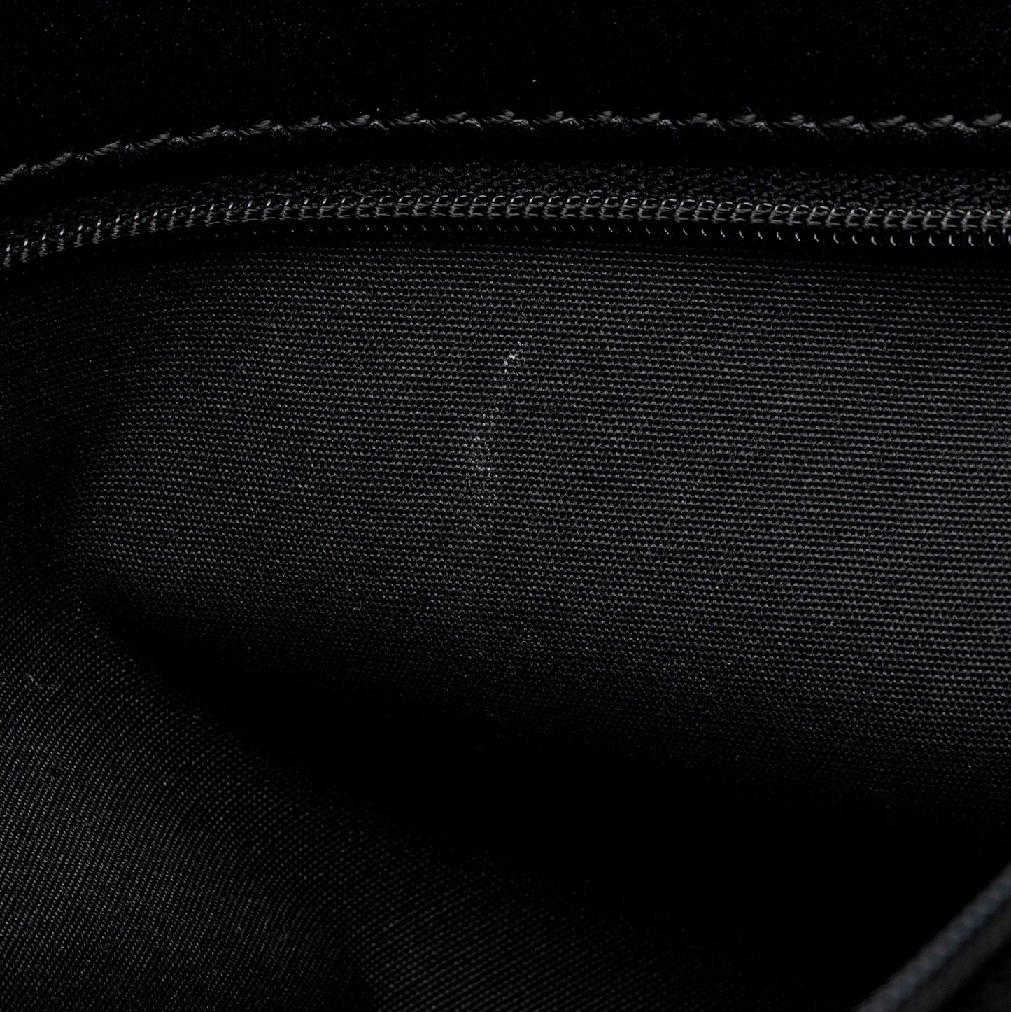 Gucci GG Canvas Eclipse N/S Medium Tote (SHF-CCVRzw)