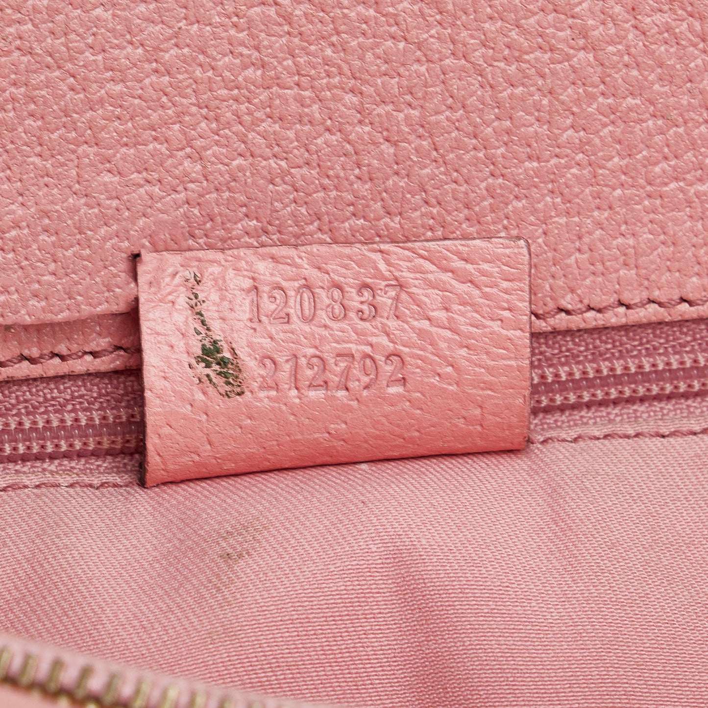 Gucci GG Canvas Eclipse Tote (SHG-YupSAN)