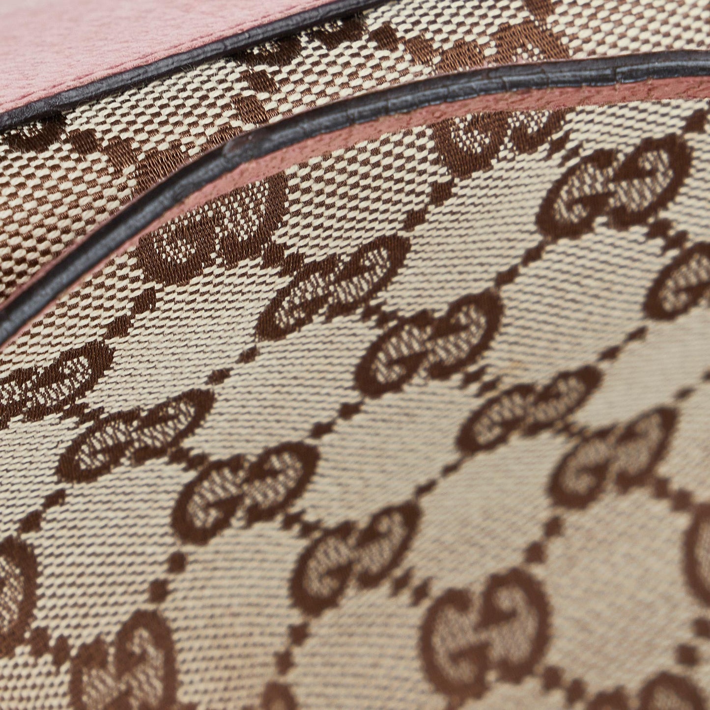 Gucci GG Canvas Eclipse Tote (SHG-YupSAN)