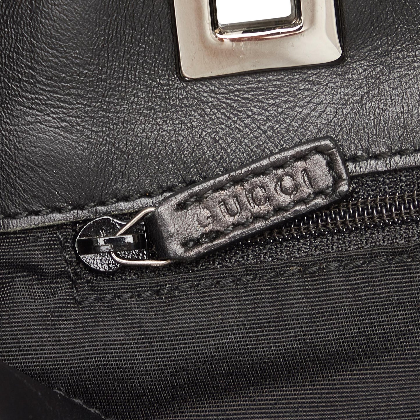 Gucci GG Canvas Tote Bag (SHG-h7Aite)