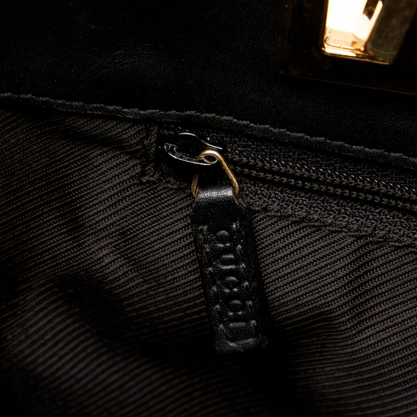 Gucci GG Canvas Tote Bag (SHG-sr915t)