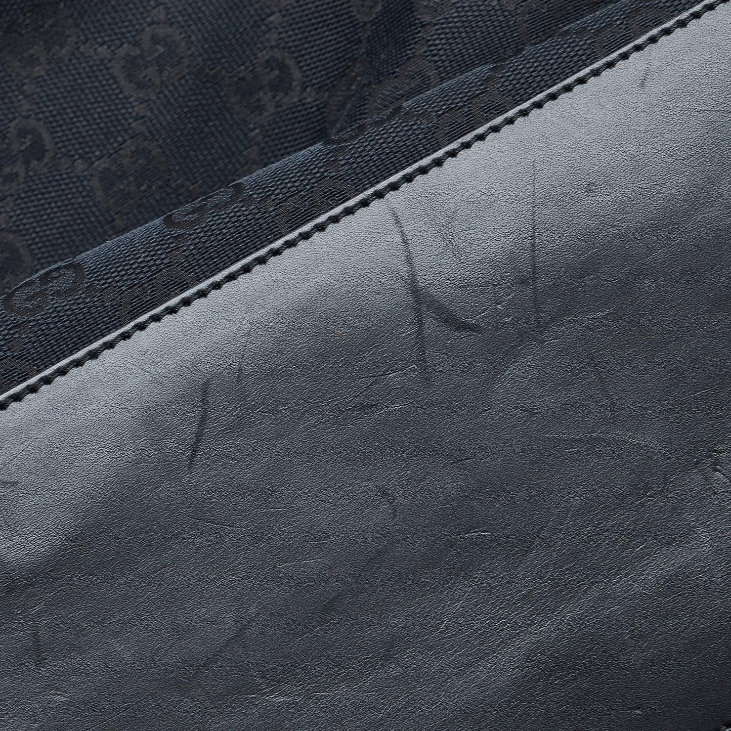 Gucci GG Canvas Tote Bag (SHG-XbpGKV)