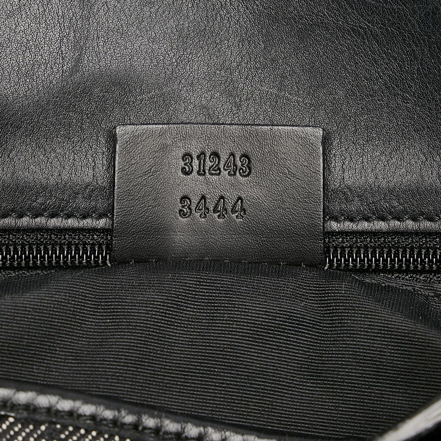 Gucci GG Canvas Tote (SHG-ZlHwGF)