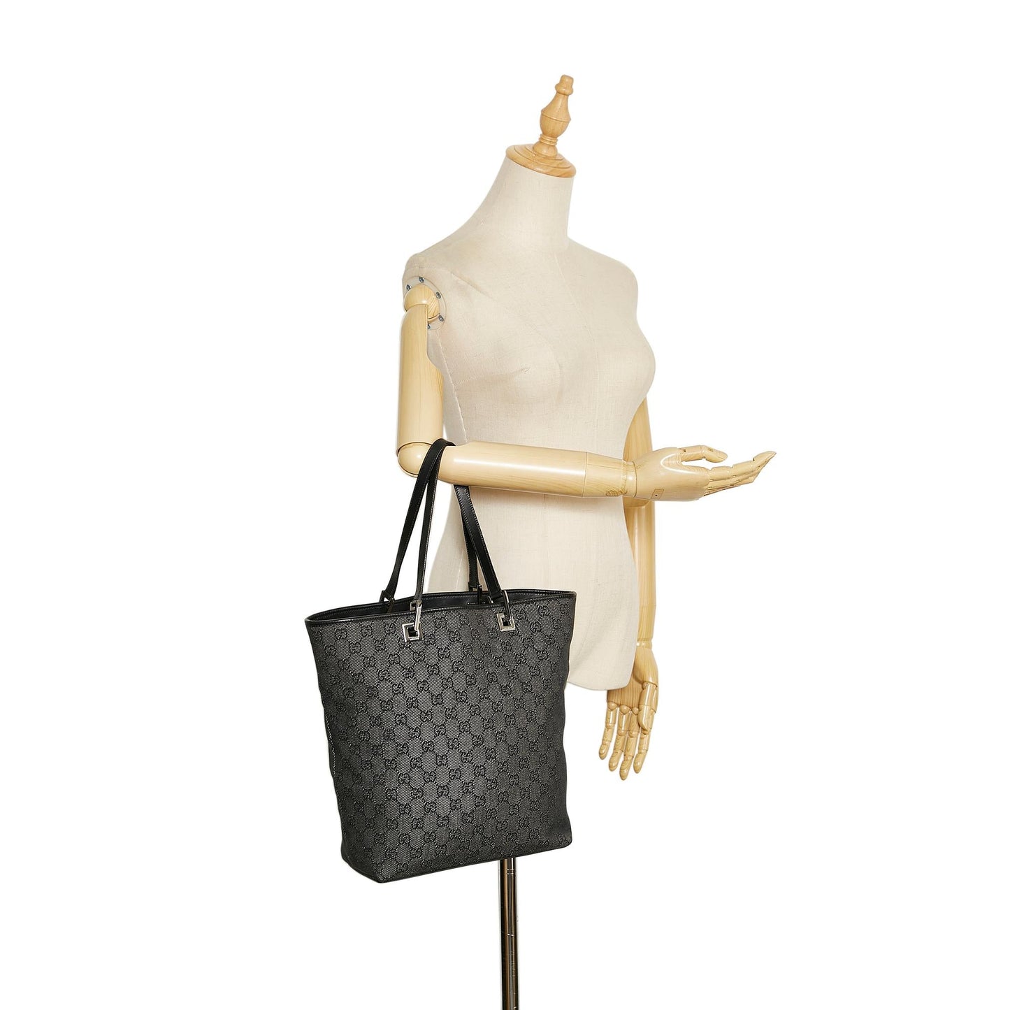 Gucci GG Canvas Tote (SHG-ZlHwGF)