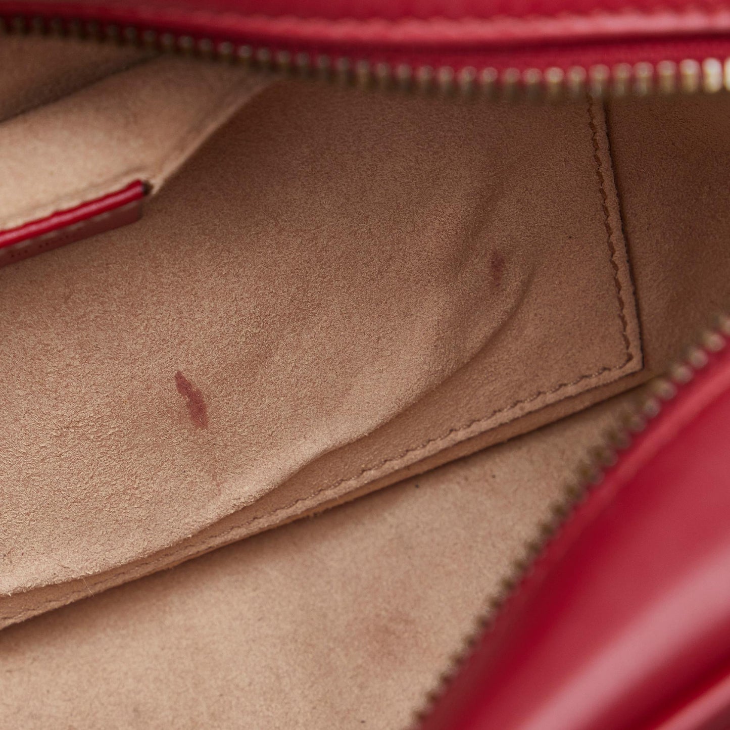 Gucci GG Marmont Matelasse Crossbody Bag (SHG-ei1J0V)