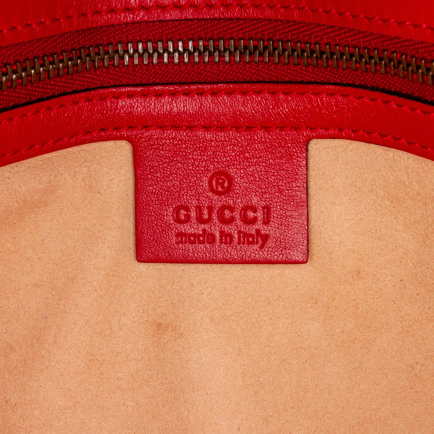Gucci GG Marmont Matelasse Crossbody Bag (SHG-R45Ixx)