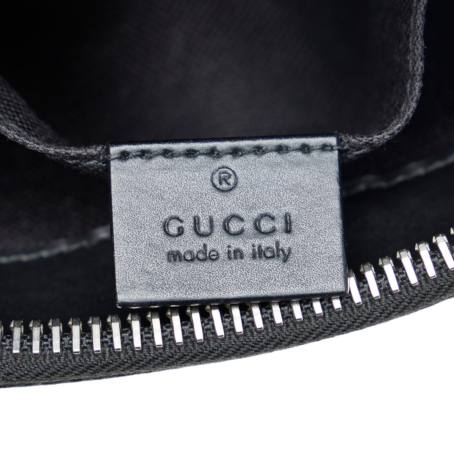Gucci GG Supreme Night Courrier Crossbody (SHG-Qf1wvD)