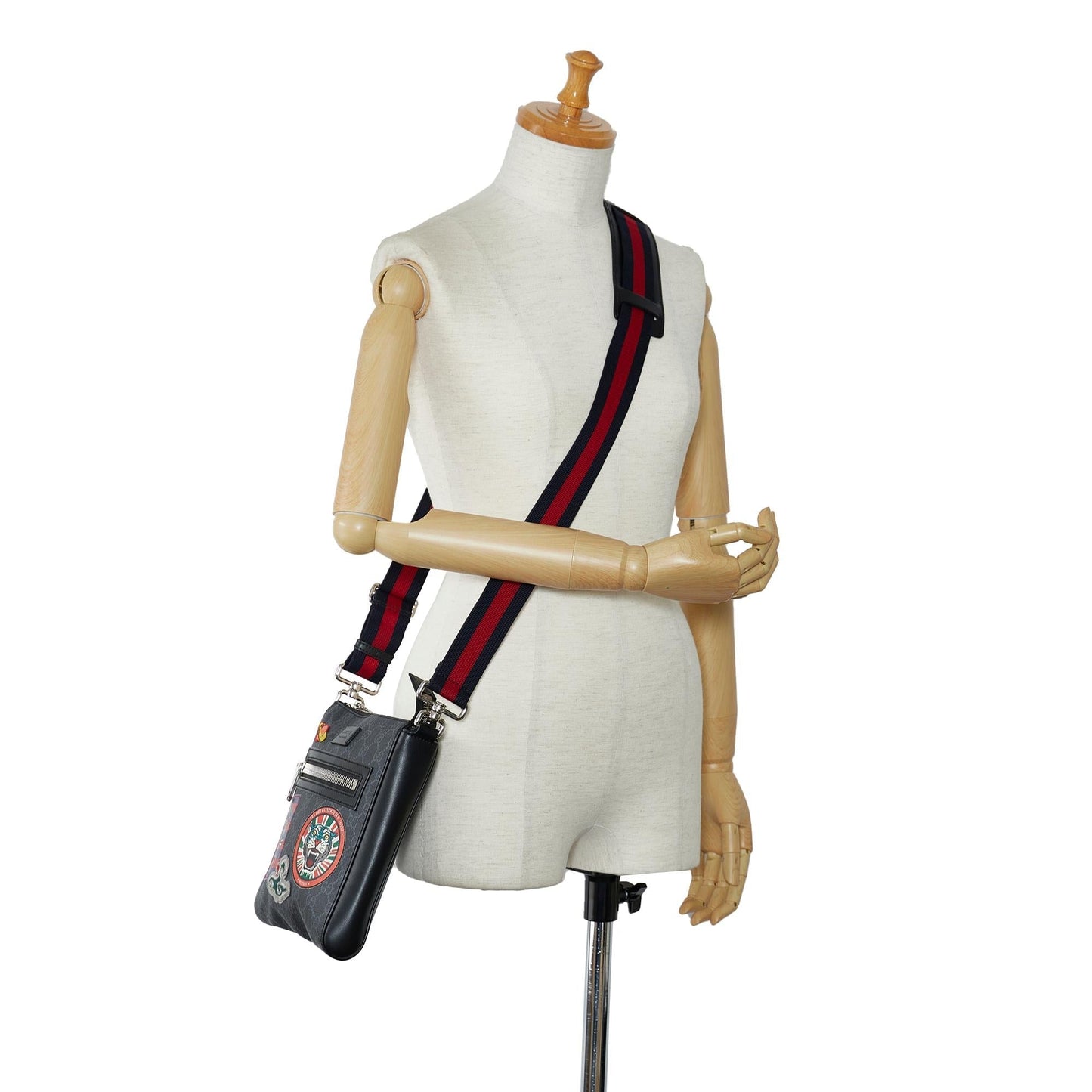 Gucci GG Supreme Night Courrier Crossbody (SHG-Qf1wvD)
