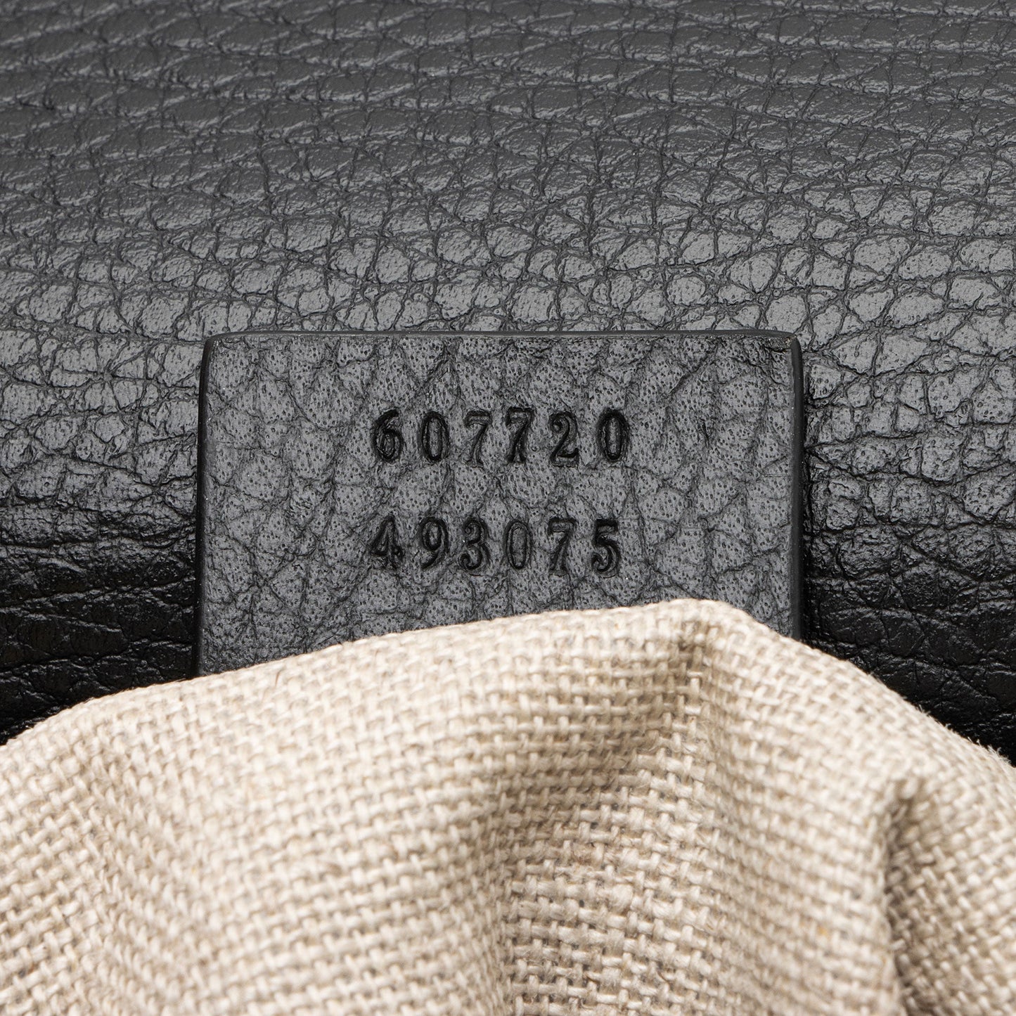 Gucci Grained Calfskin Interlocking G Small Crossbody Bag (SHF-lys74k)