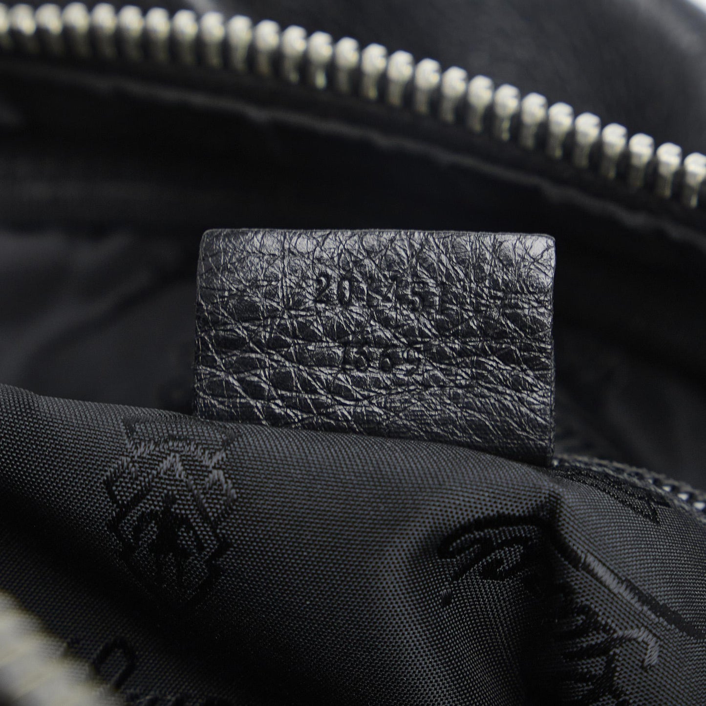 Gucci Leather Crossbody Bag (SHG-qstQVW)