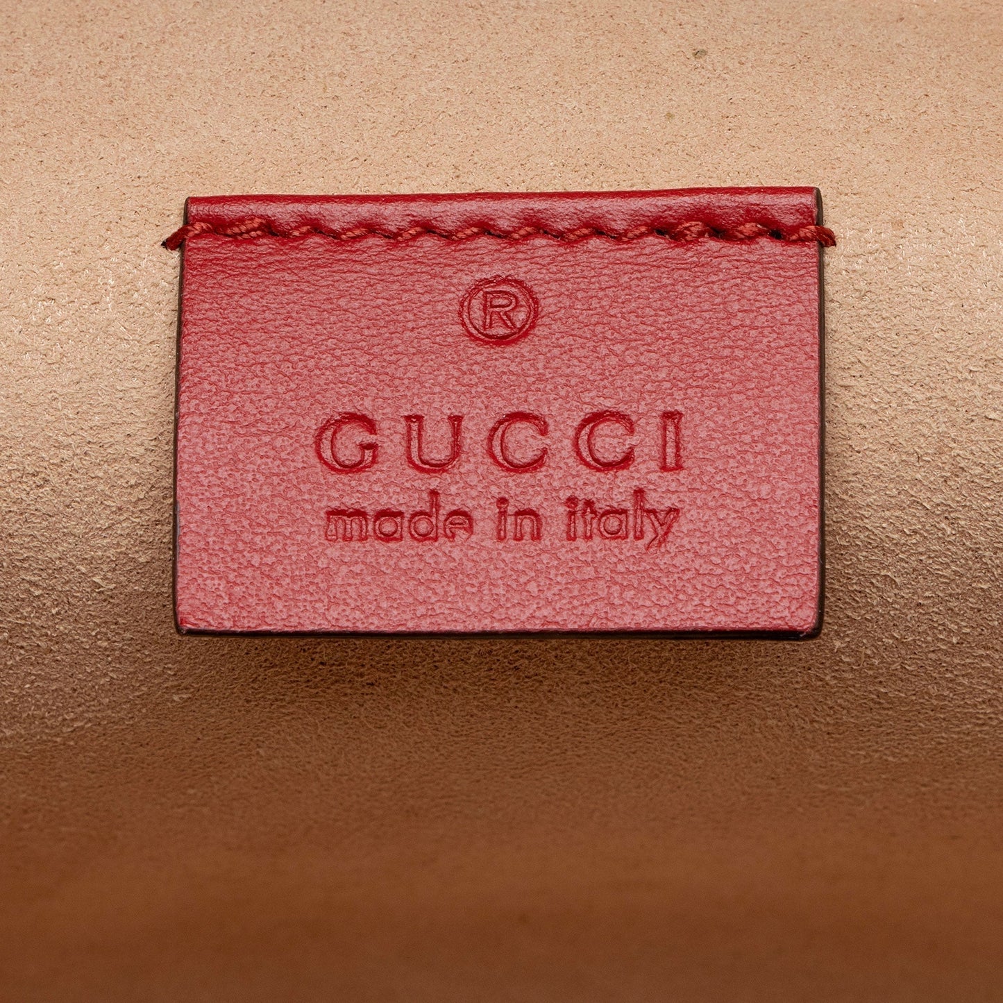Gucci Matelasse Leather GG Marmont Round Mini Backpack (SHF-I7EvuE)