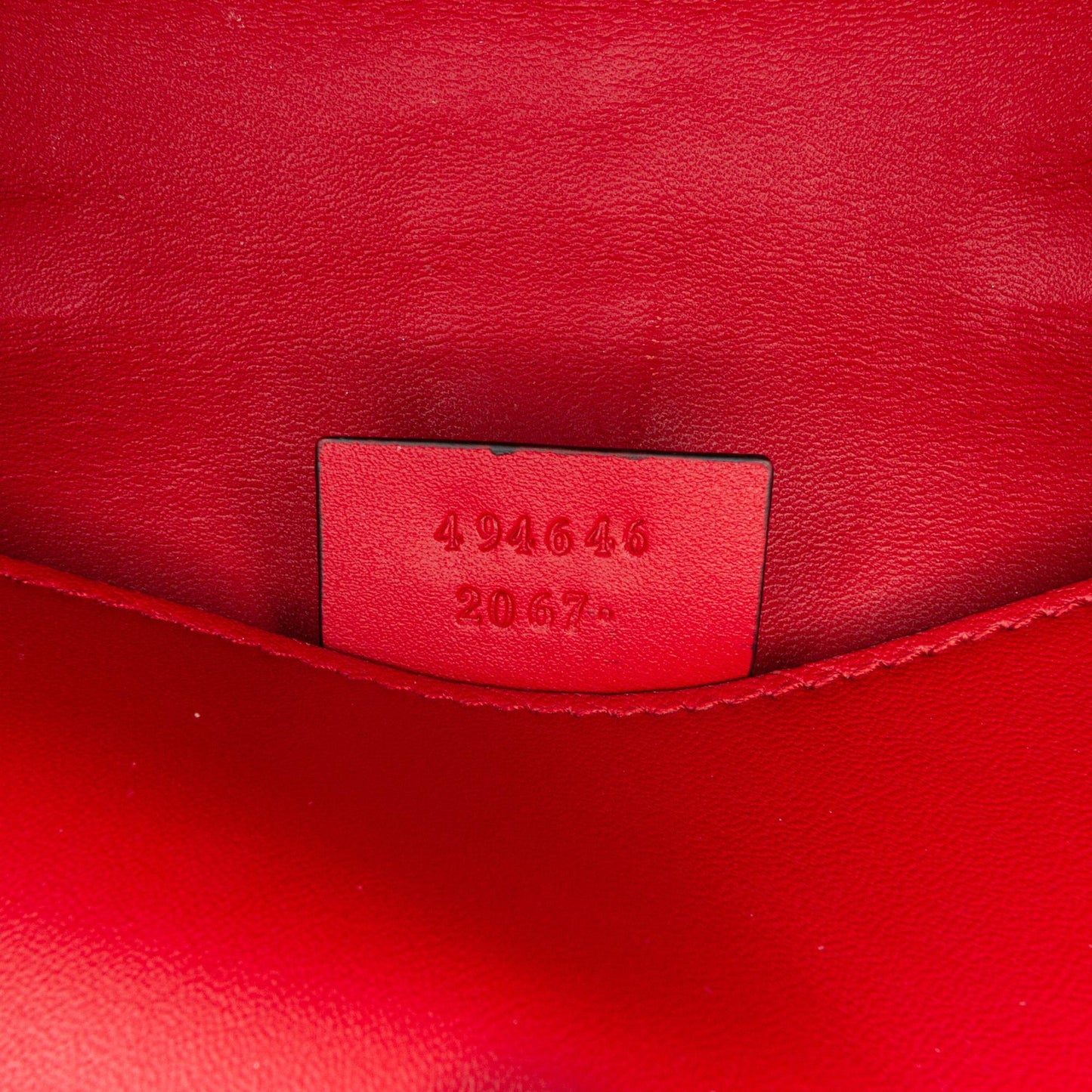 Gucci Super Mini Sylvie Crossbody Bag (SHG-WQPGZl)