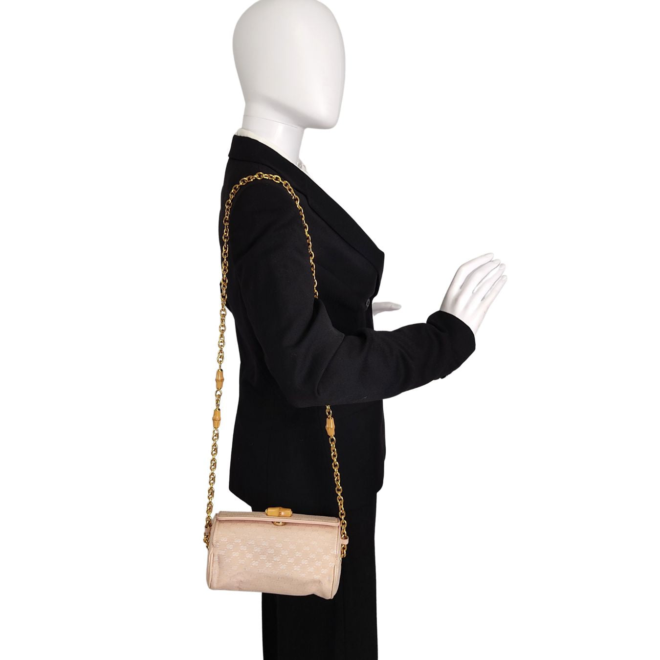 GUCCI vintage Bamboo shoulder bag in pink GG canvas