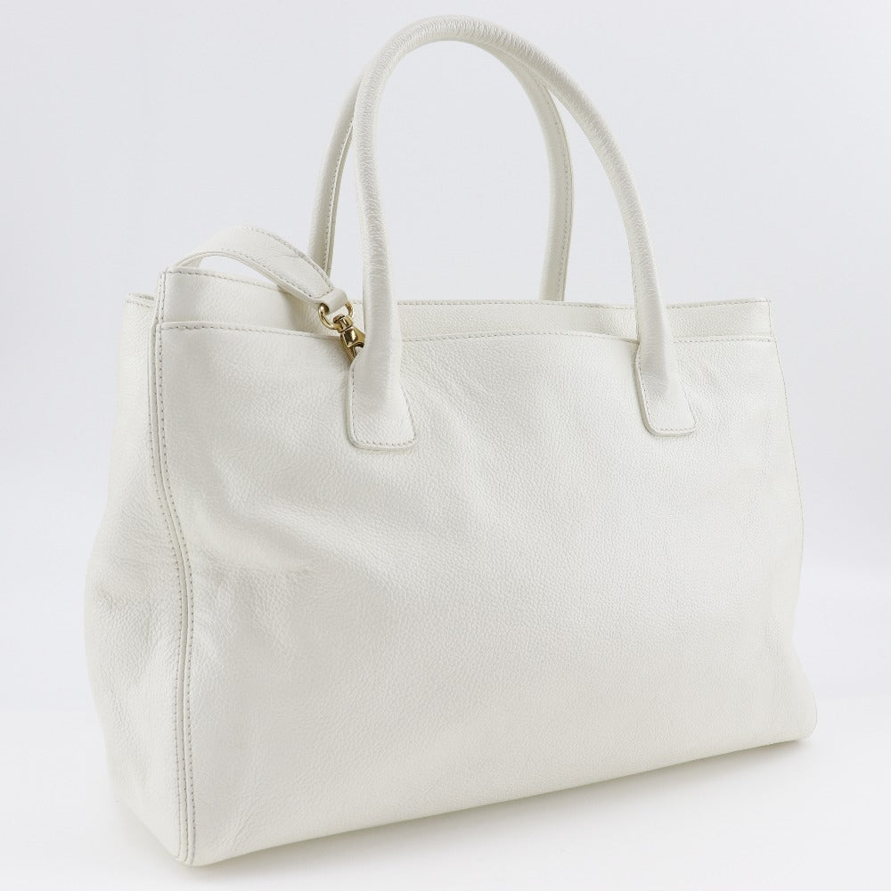 CHANEL Tote Bag A15206 Caviar skin White 2WAYShoulder Executive tote