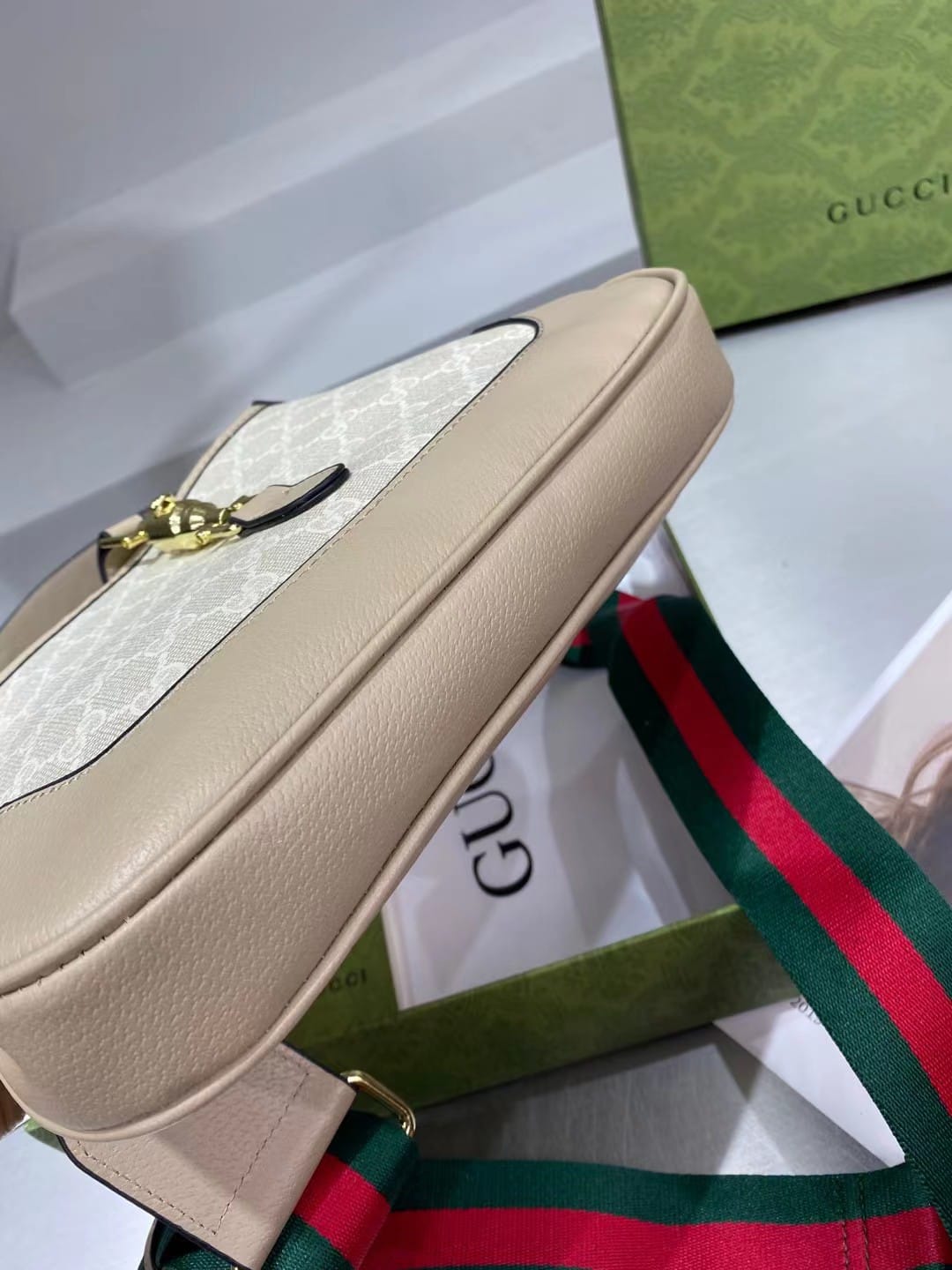 Gucci Canvas Jackie (Crossbody Shoulder) Handbag
