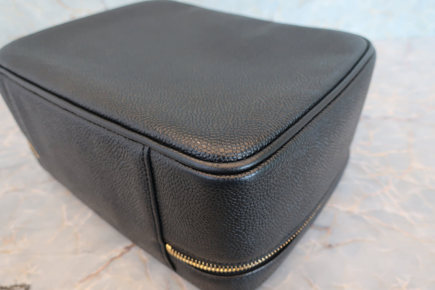 CHANEL/シャネル ココマーク2WAYバニティ キャビアスキン ブラック/ゴールド金具 バニティ 700070261