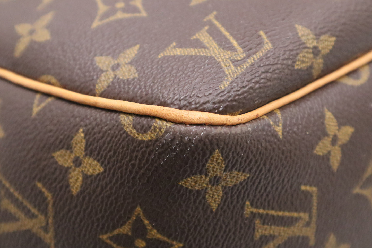 Louis Vuitton Evasion PM in Monogram Canvas