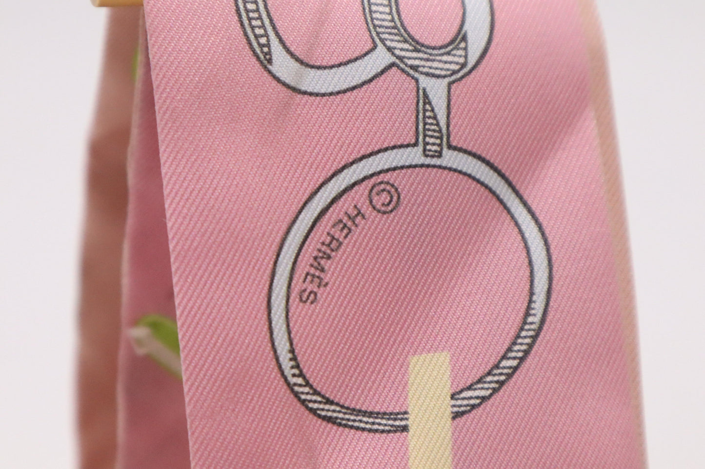 Hermes 'Do Re Boucles' Twilly in Pink Silk