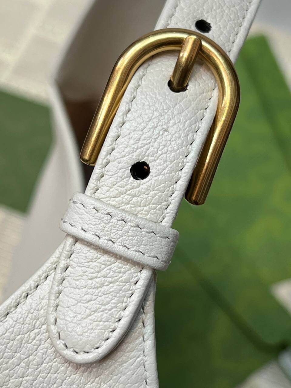 Gucci Aphrodite large shoulder bag white