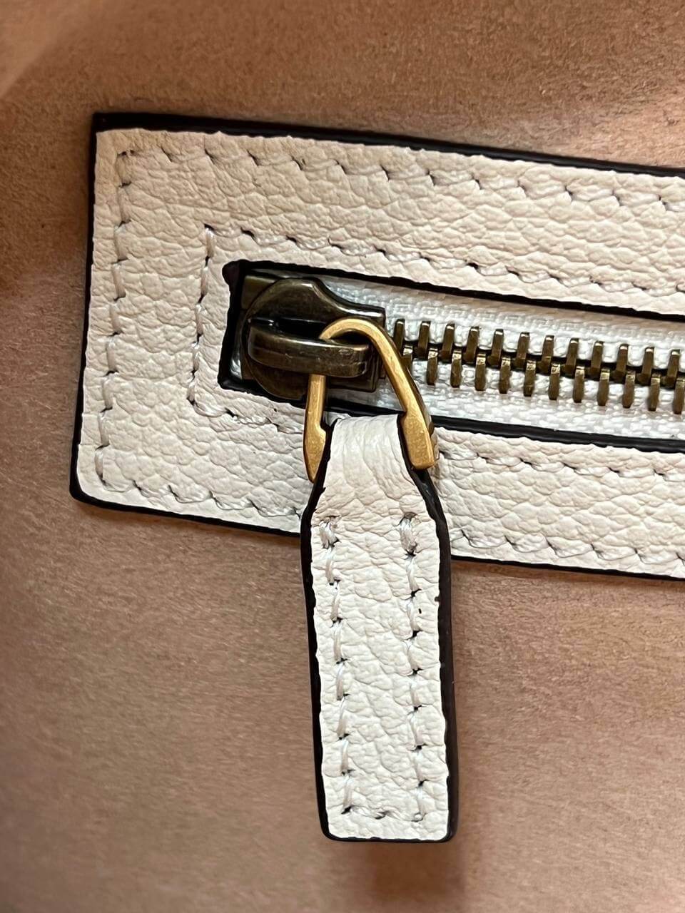 Gucci Aphrodite large shoulder bag white