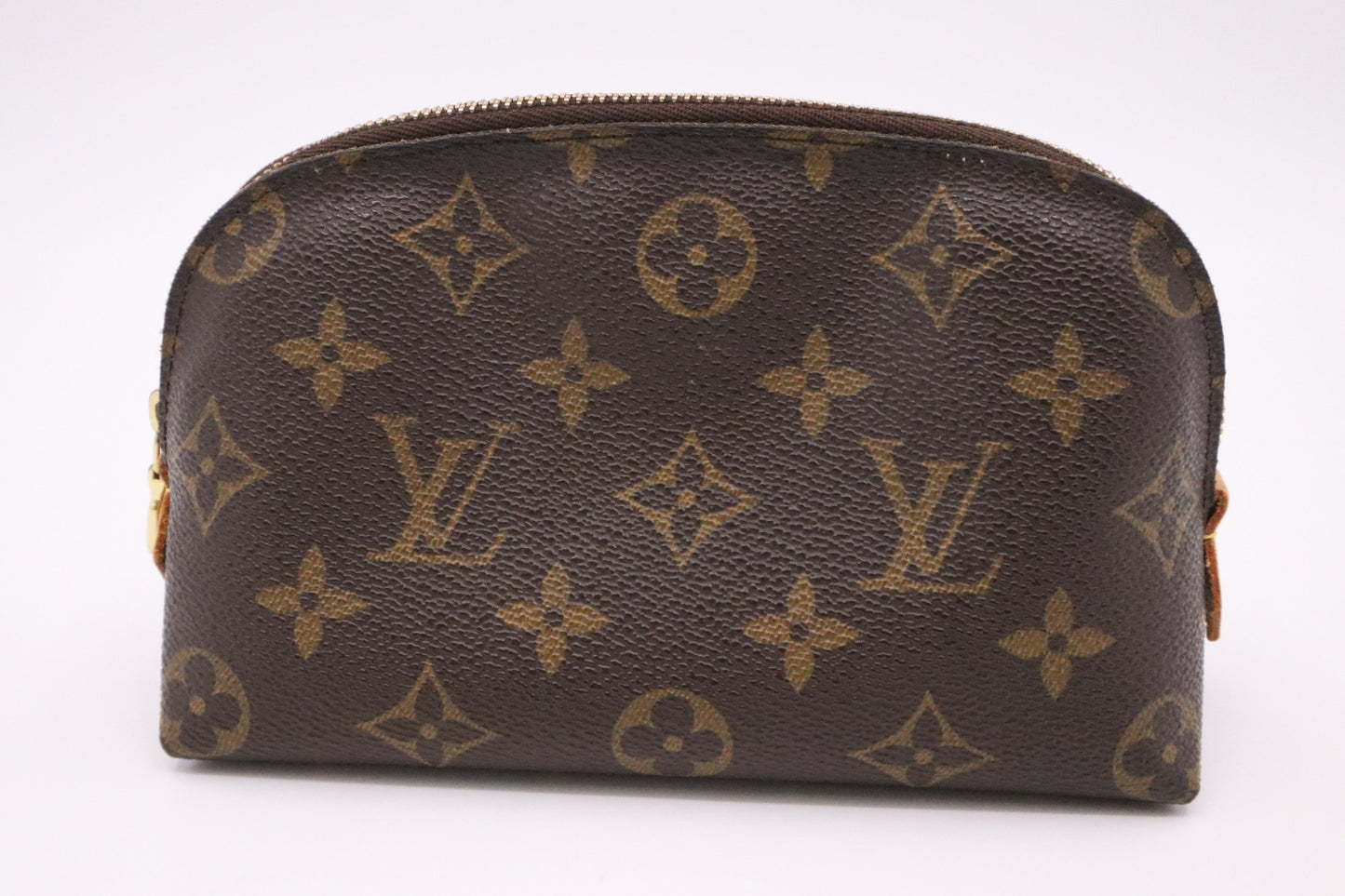 Louis Vuitton Pochette Cosmetics PM in Monogram Canvas