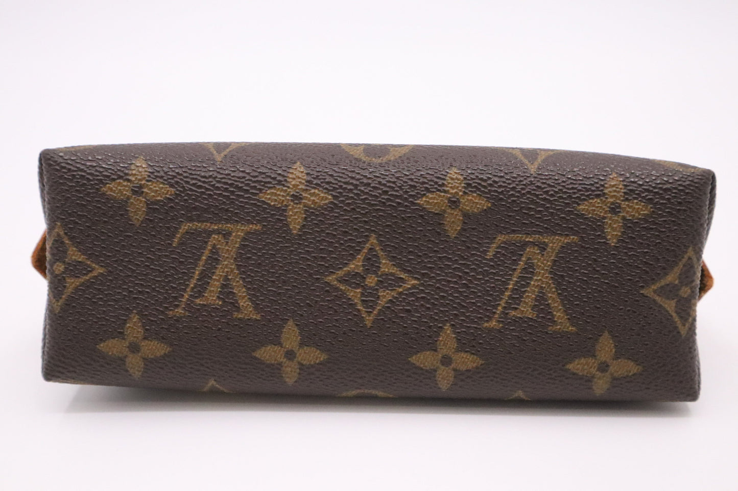 Louis Vuitton Pochette Cosmetics PM in Monogram Canvas