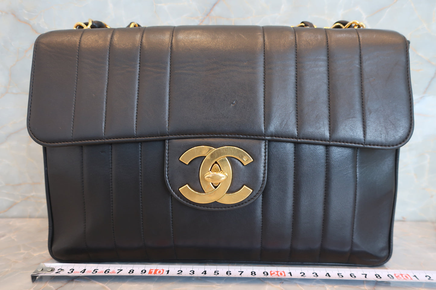 CHANEL/シャネル マドモアゼルチェーンショルダーバッグ ラムスキン ブラック/ゴールド金具 ショルダーバッグ 700070082