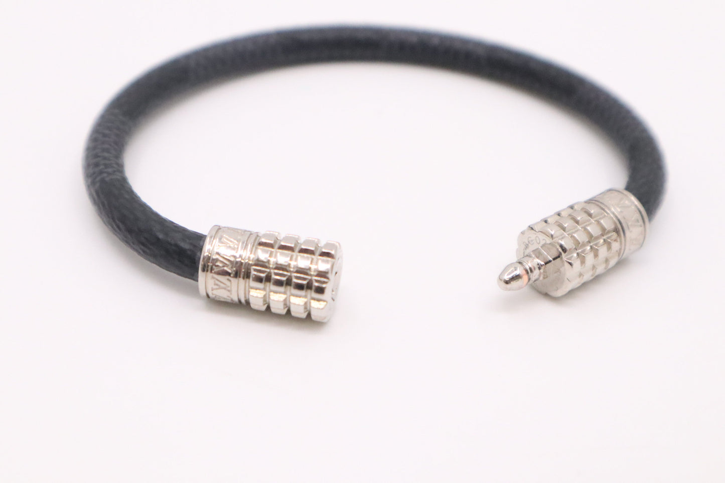 Louis Vuitton Digit Bracelet in Damier Graphite