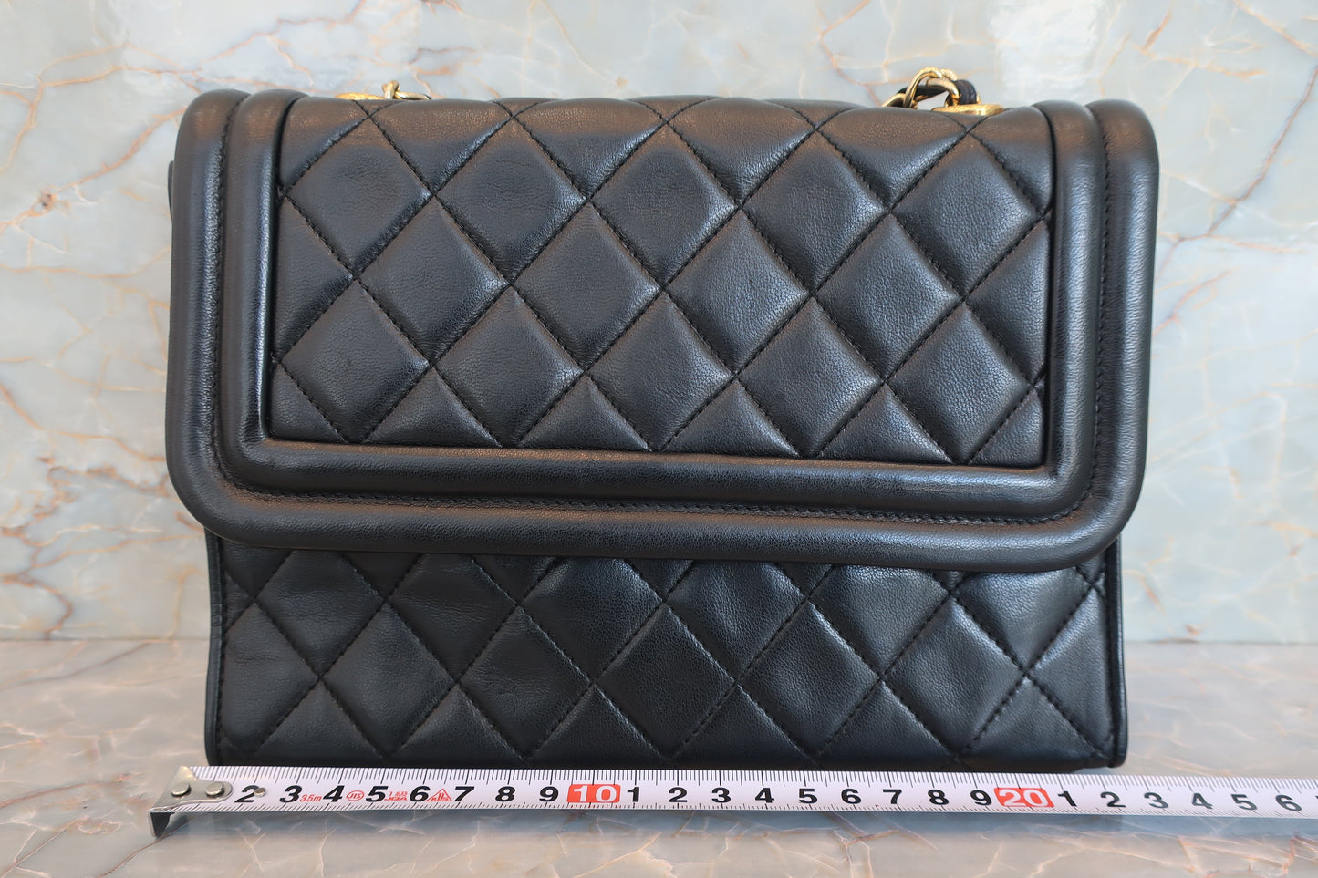 CHANEL/シャネル マトラッセフリンジチェーンショルダーバッグ ラムスキン ブラック/ゴールド金具 ショルダーバッグ 700070134