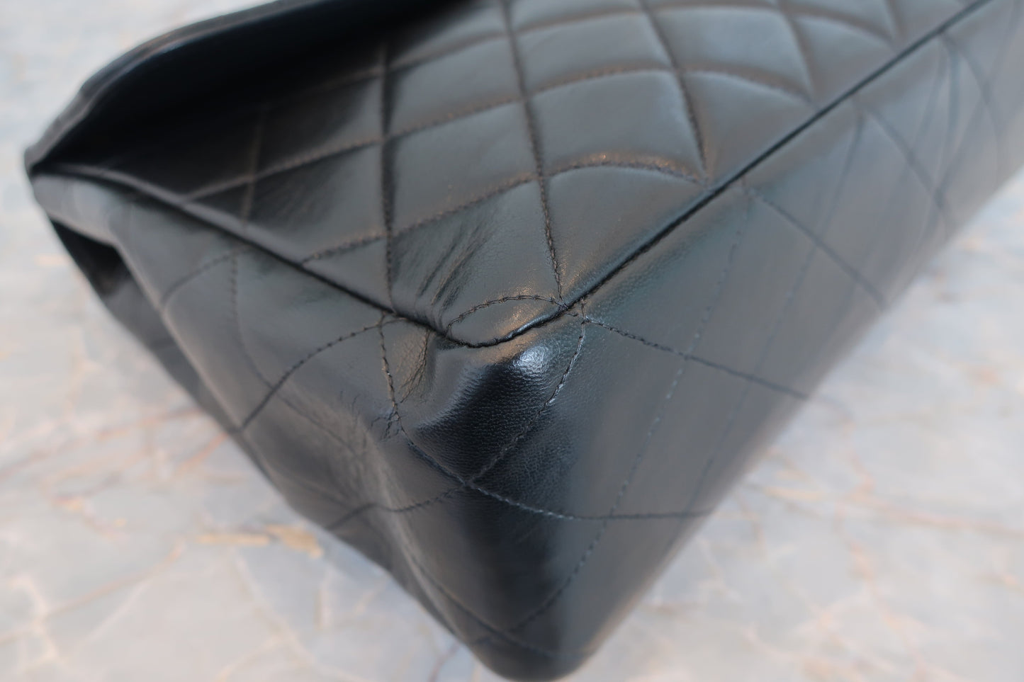 CHANEL/シャネル 中マトラッセシングルフラップチェーンショルダーバッグ ラムスキン ブラック/ゴールド金具 ショルダーバッグ 700070111