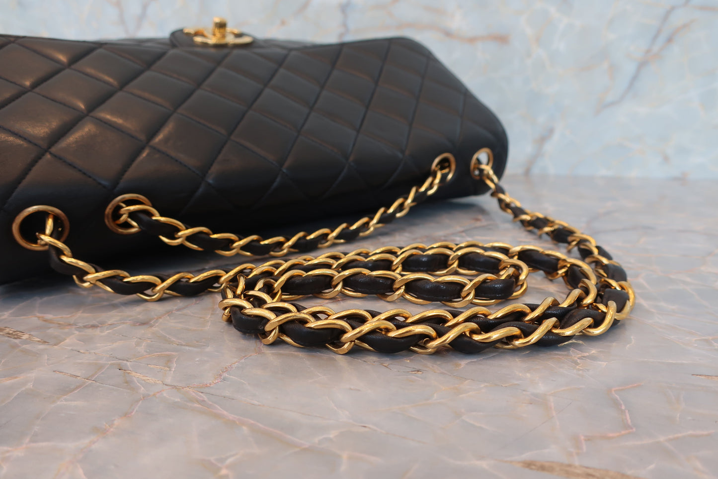 CHANEL/シャネル 中マトラッセシングルフラップチェーンショルダーバッグ ラムスキン ブラック/ゴールド金具 ショルダーバッグ 700070111