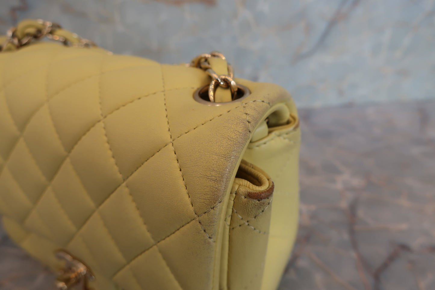 CHANEL/シャネル ミニマトラッセシングルフラップチェーンショルダーバッグ ラムスキン イエロー/ゴールド金具 ショルダーバッグ 700070095