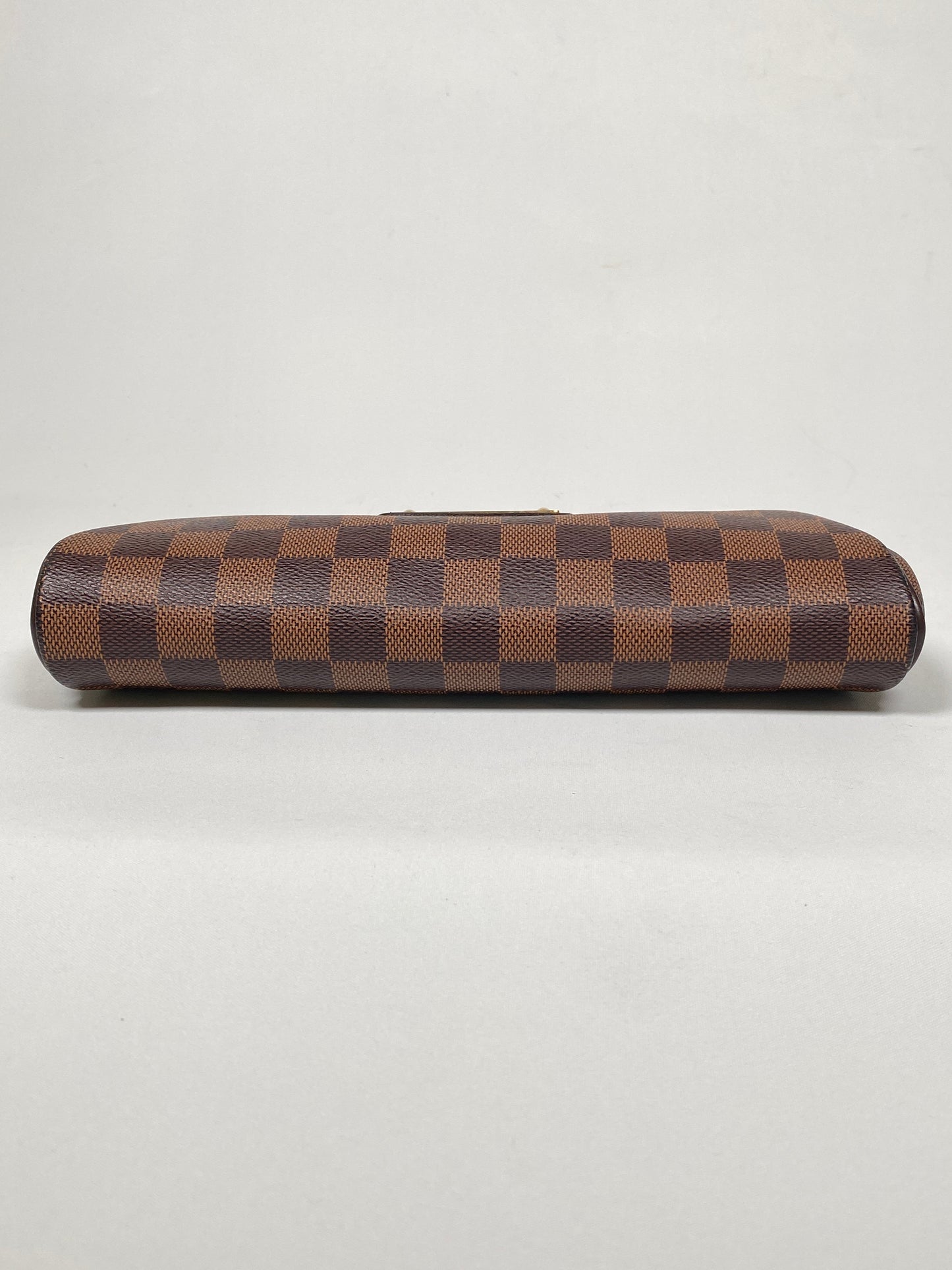 LOUIS VUITTON - EVA CLUTCH IN DAMIER EBENE