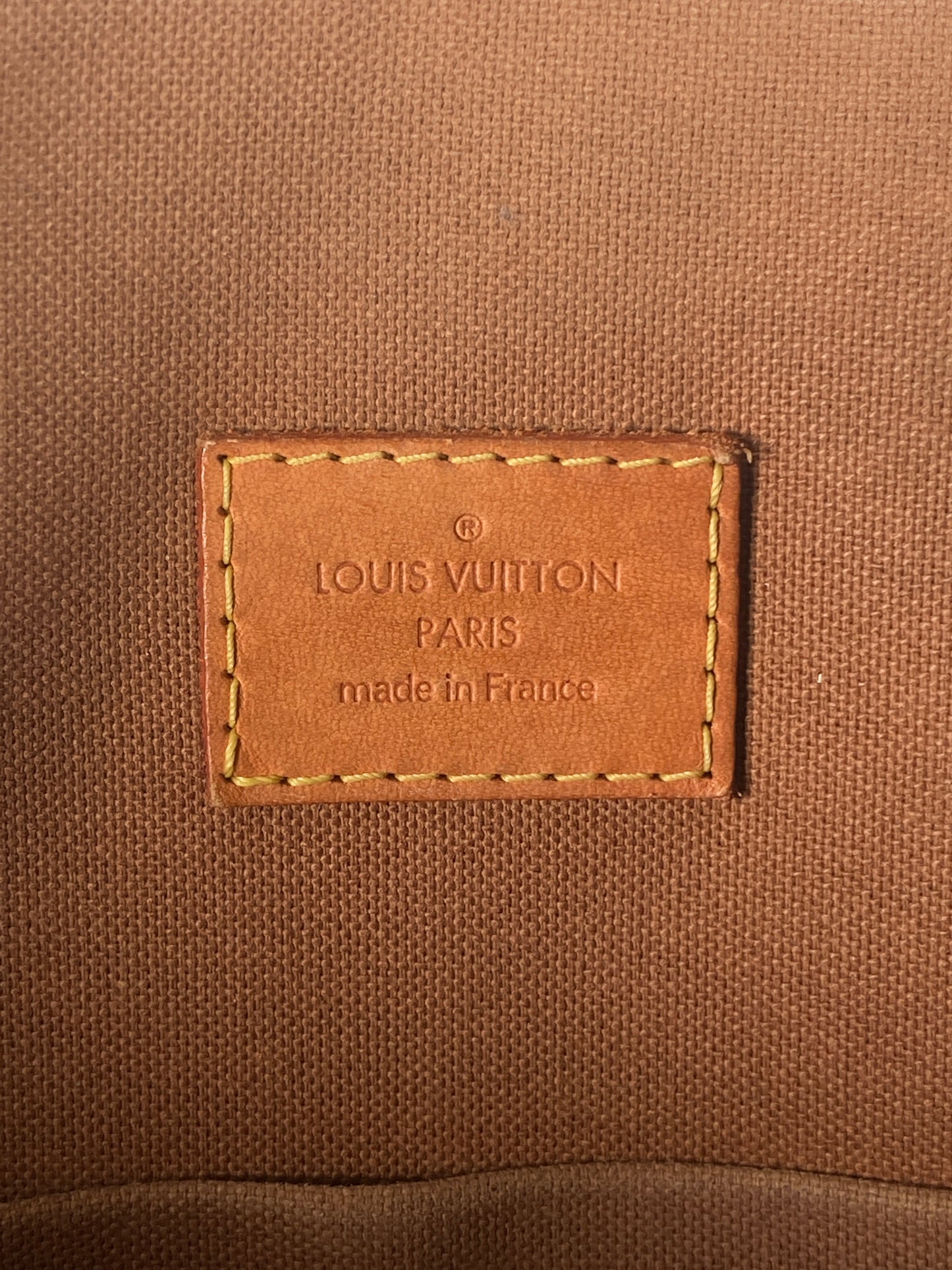 LOUIS VUITTON - LOCK IT PM IN MONOGRAM WITH LOCK & KEY