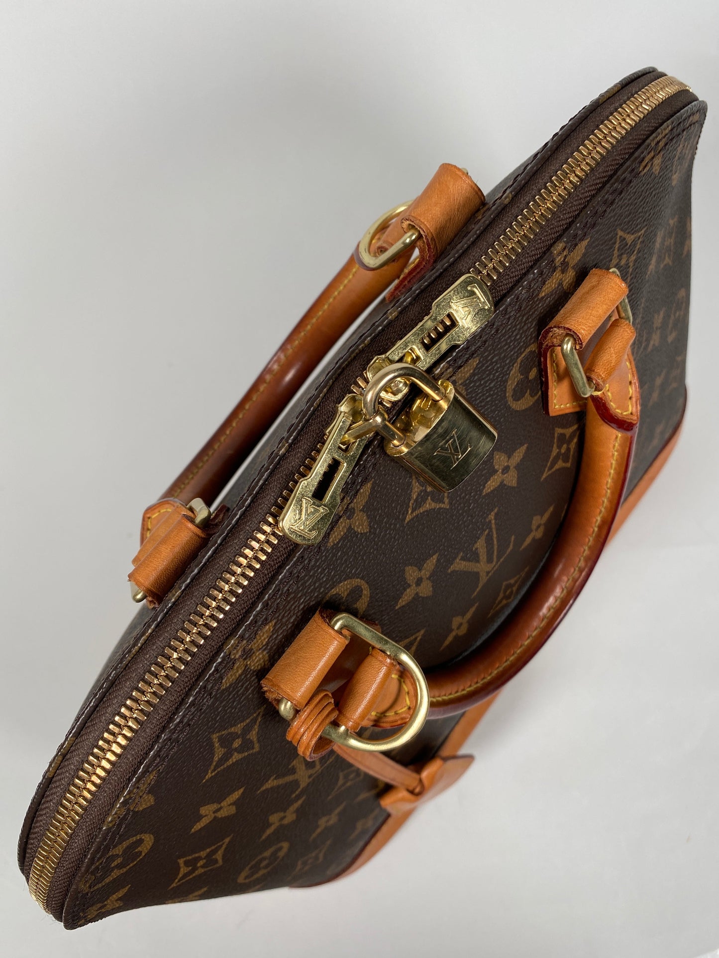LOUIS VUITTON - MODERN ALMA PM HANDBAG MONOGRAM CANVAS - YEAR 2016