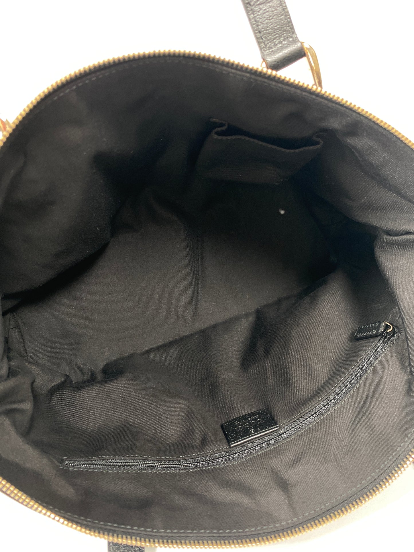 GUCCI - BLACK GG CANVAS ABBEY MED TOTE BAG