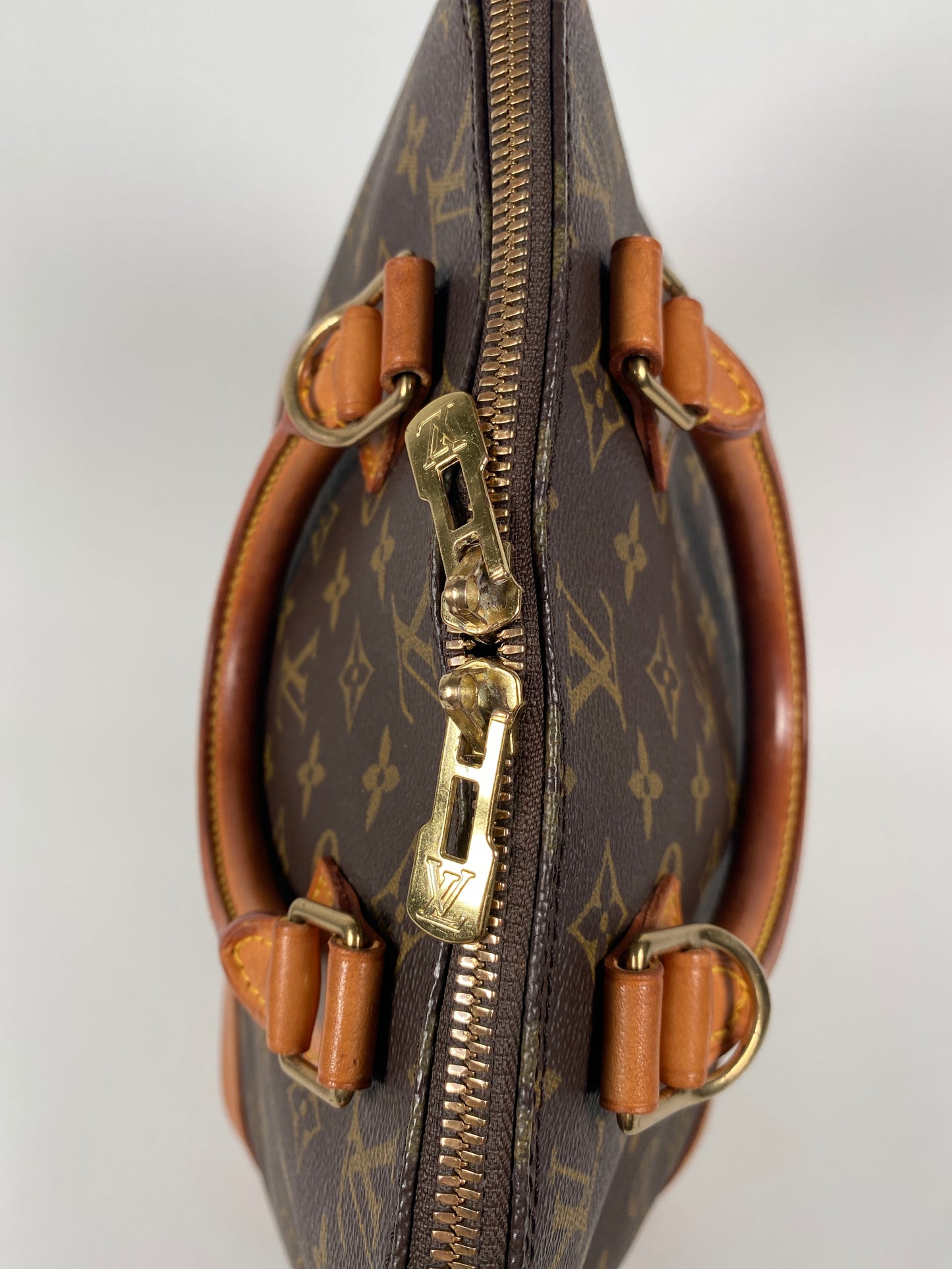 LOUIS VUITTON - ALMA PM HANDBAG MONOGRAM CANVAS - YR 1996