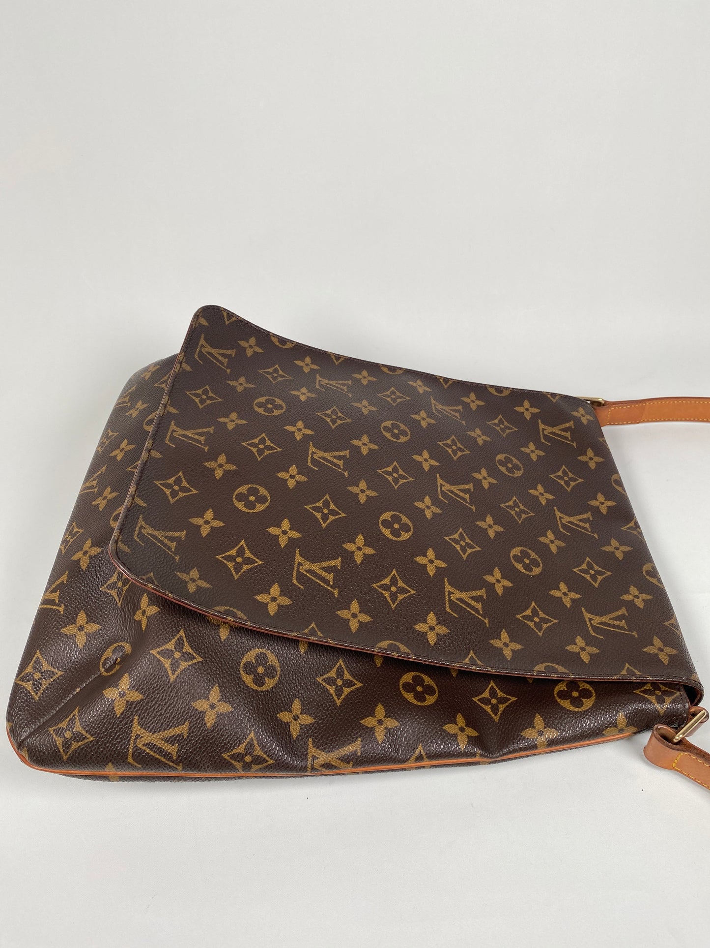 LOUIS VUITTON - MUSETTE SALSA GM CROSSBODY MONOGRAM CANVAS