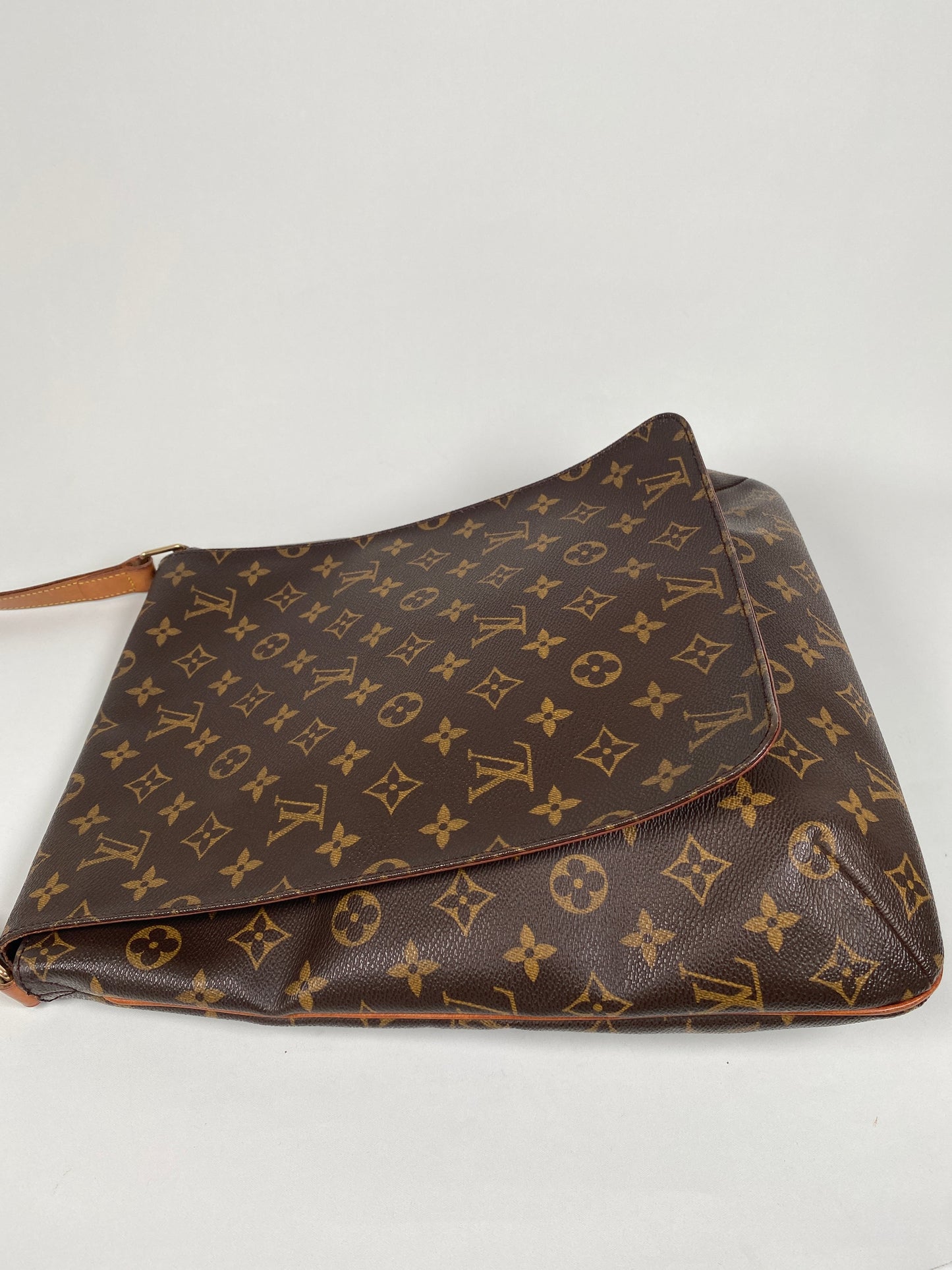 LOUIS VUITTON - MUSETTE SALSA GM CROSSBODY MONOGRAM CANVAS