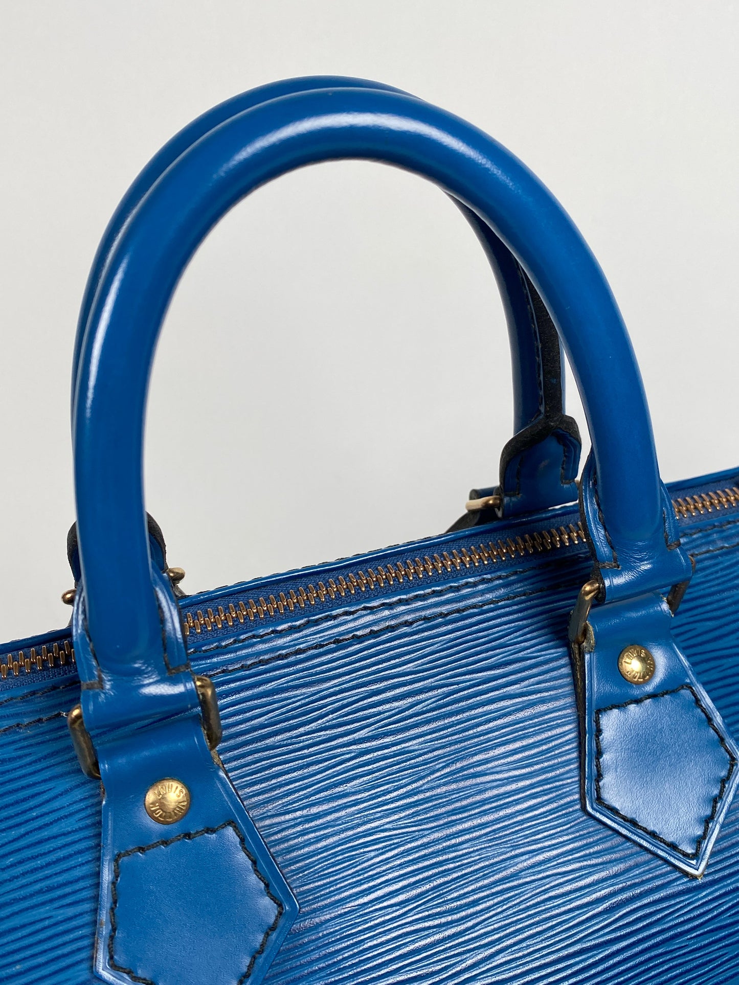 LOUIS VUITTON - BLUE EPI LEATHER SPEEDY 30 BAG - YR 1991
