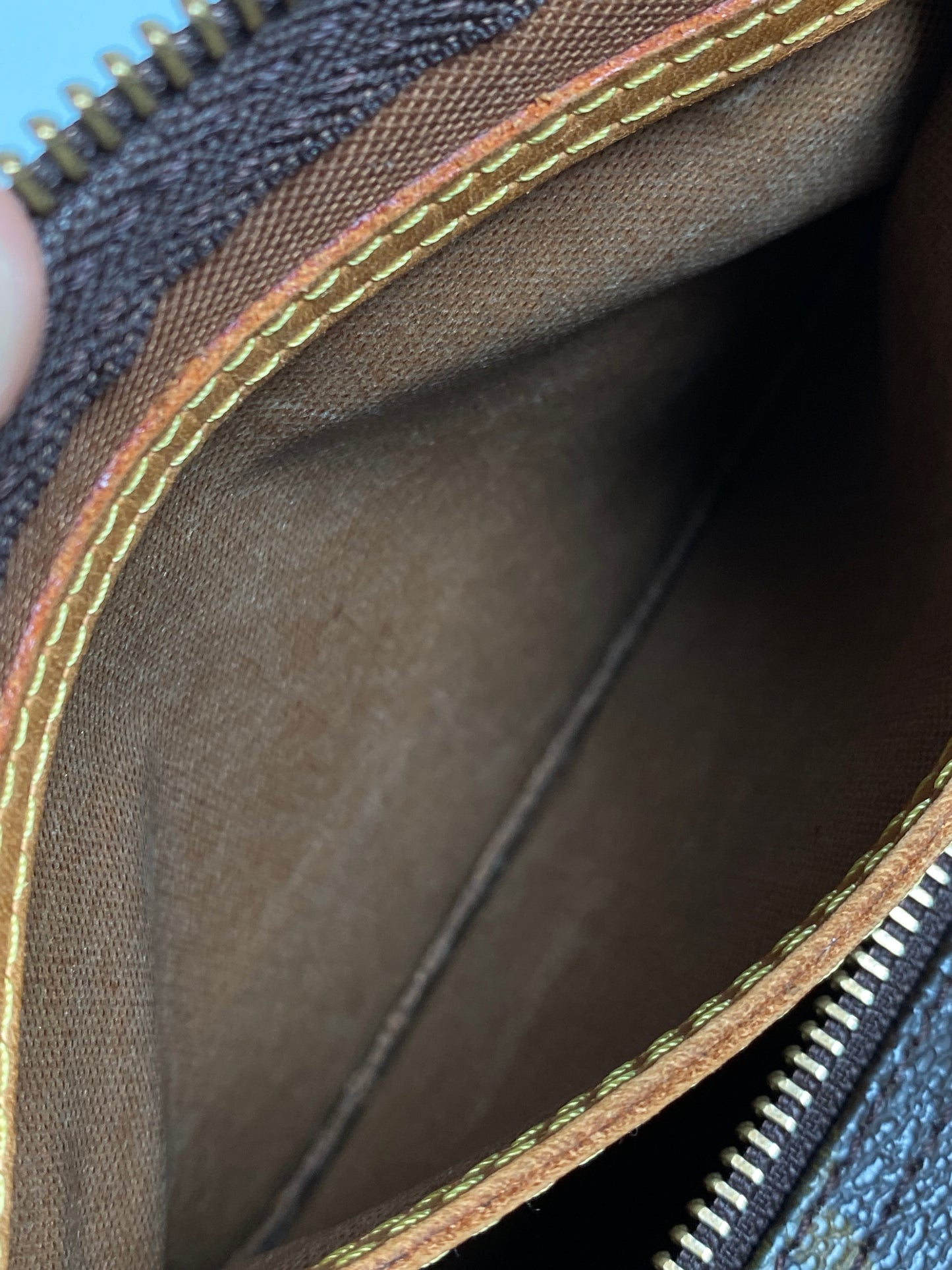 LOUIS VUITTON - MONOGRAM SPEEDY 30 - Yr 2002