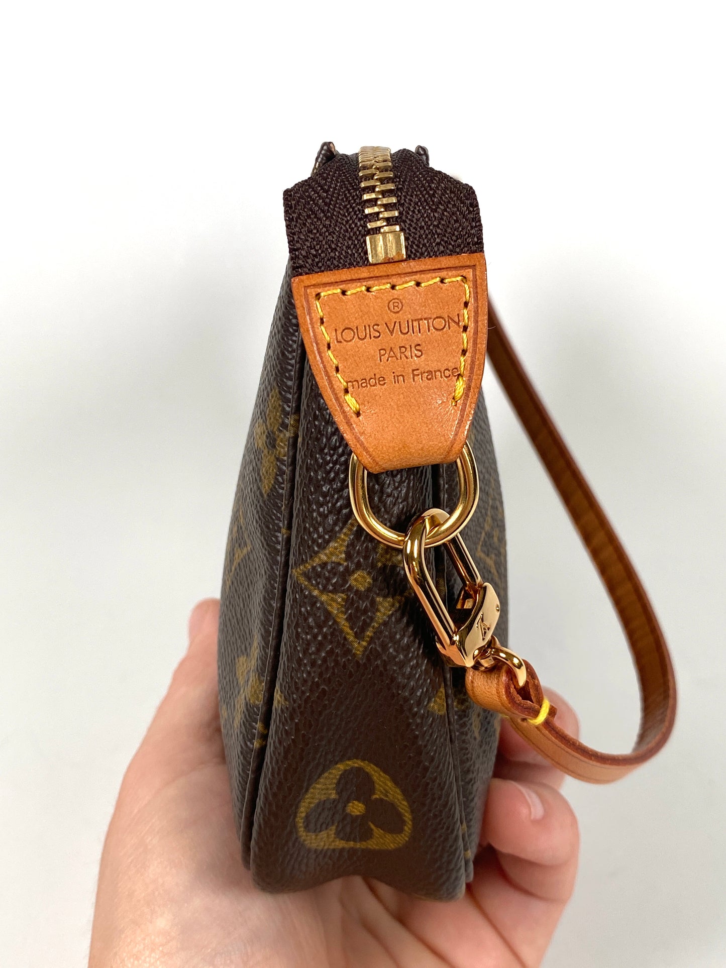LOUIS VUITTON - MONOGRAM CANVAS POCHETTE ACCESSORIES