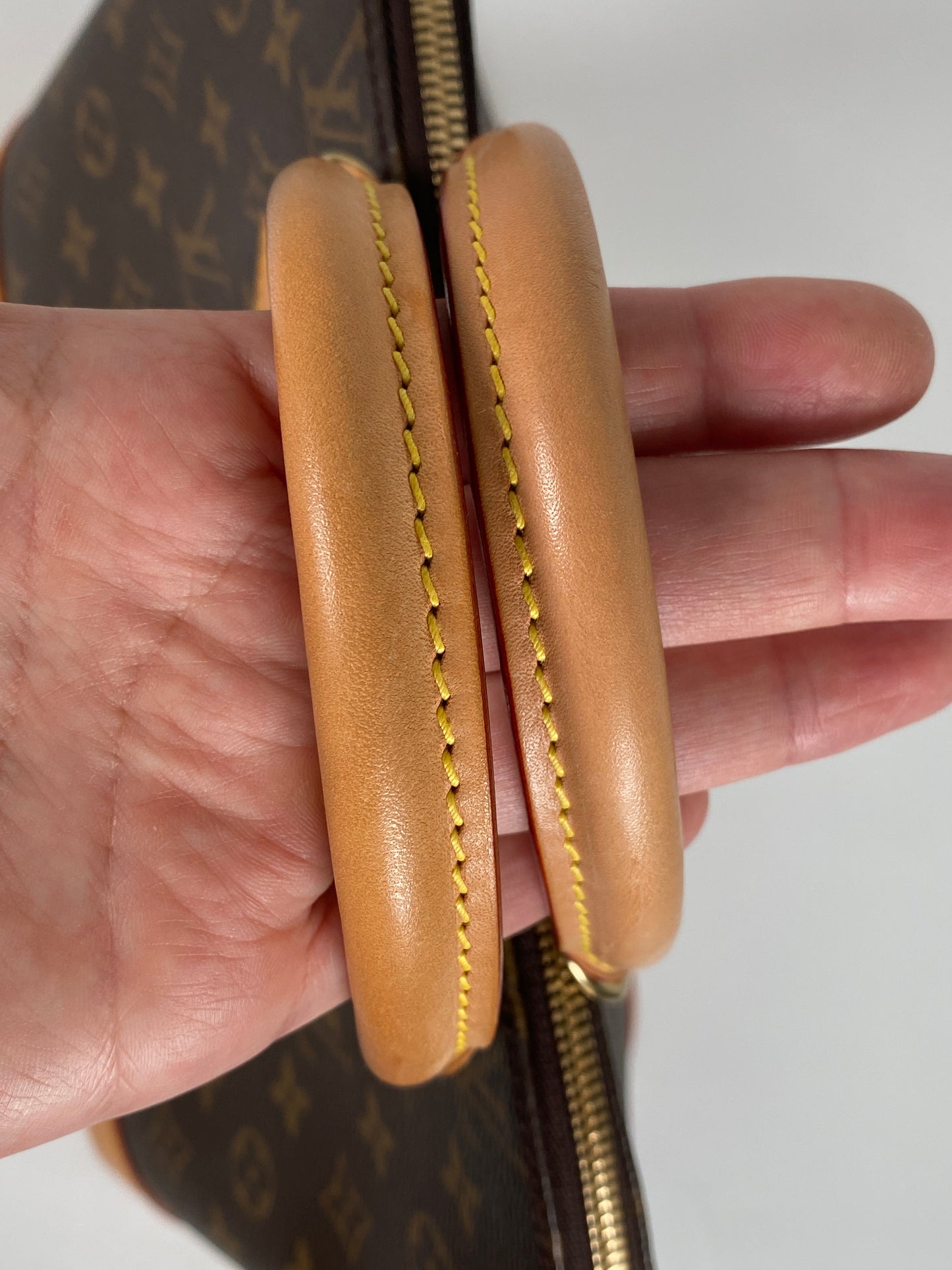 LOUIS VUITTON - VINTAGE ALMA PM IN MONOGRAM CANVAS - YR 2000