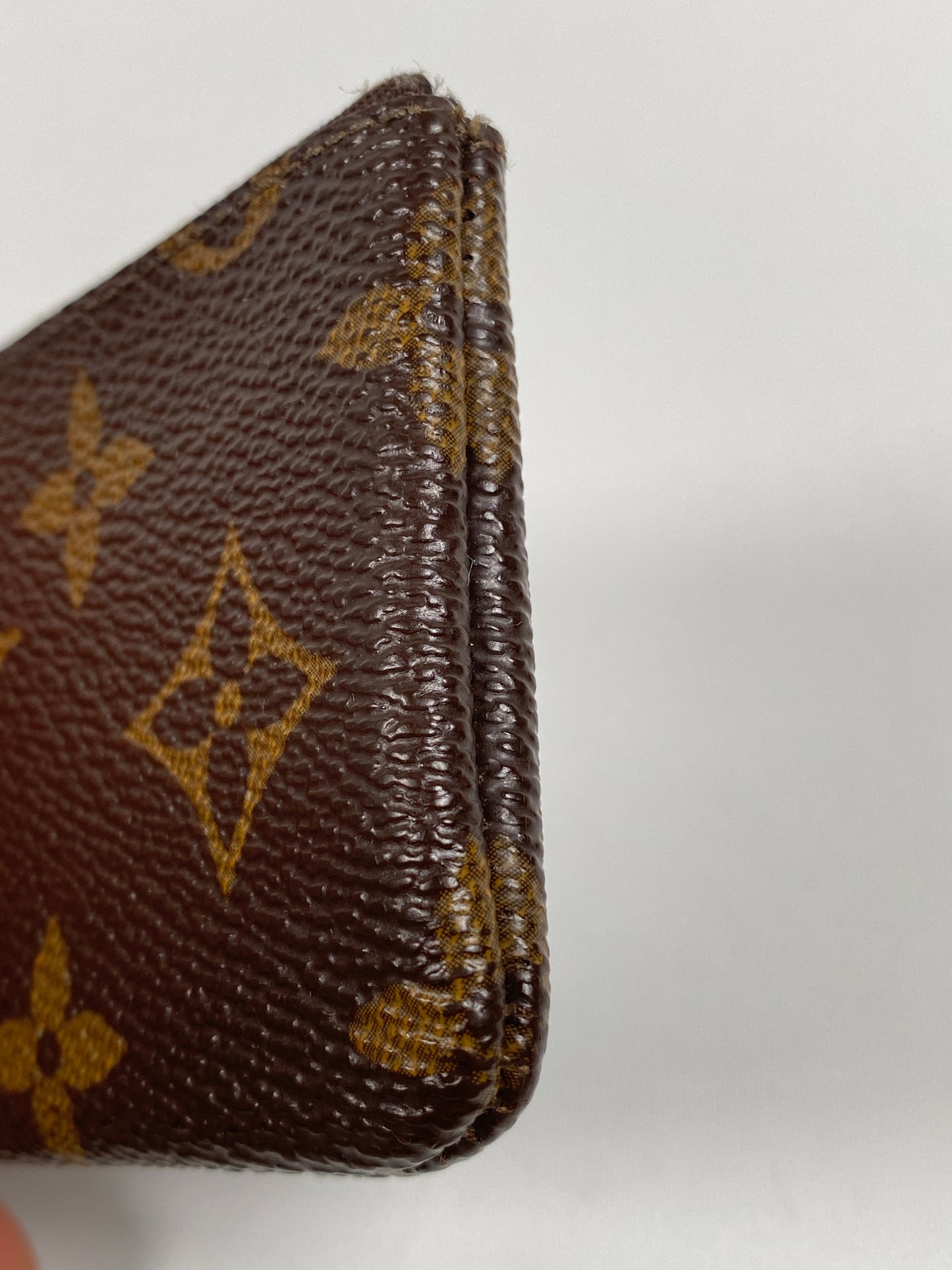 LOUIS VUITTON - POCHETTE CLES KEY CASE IN MONOGRAM CANVAS