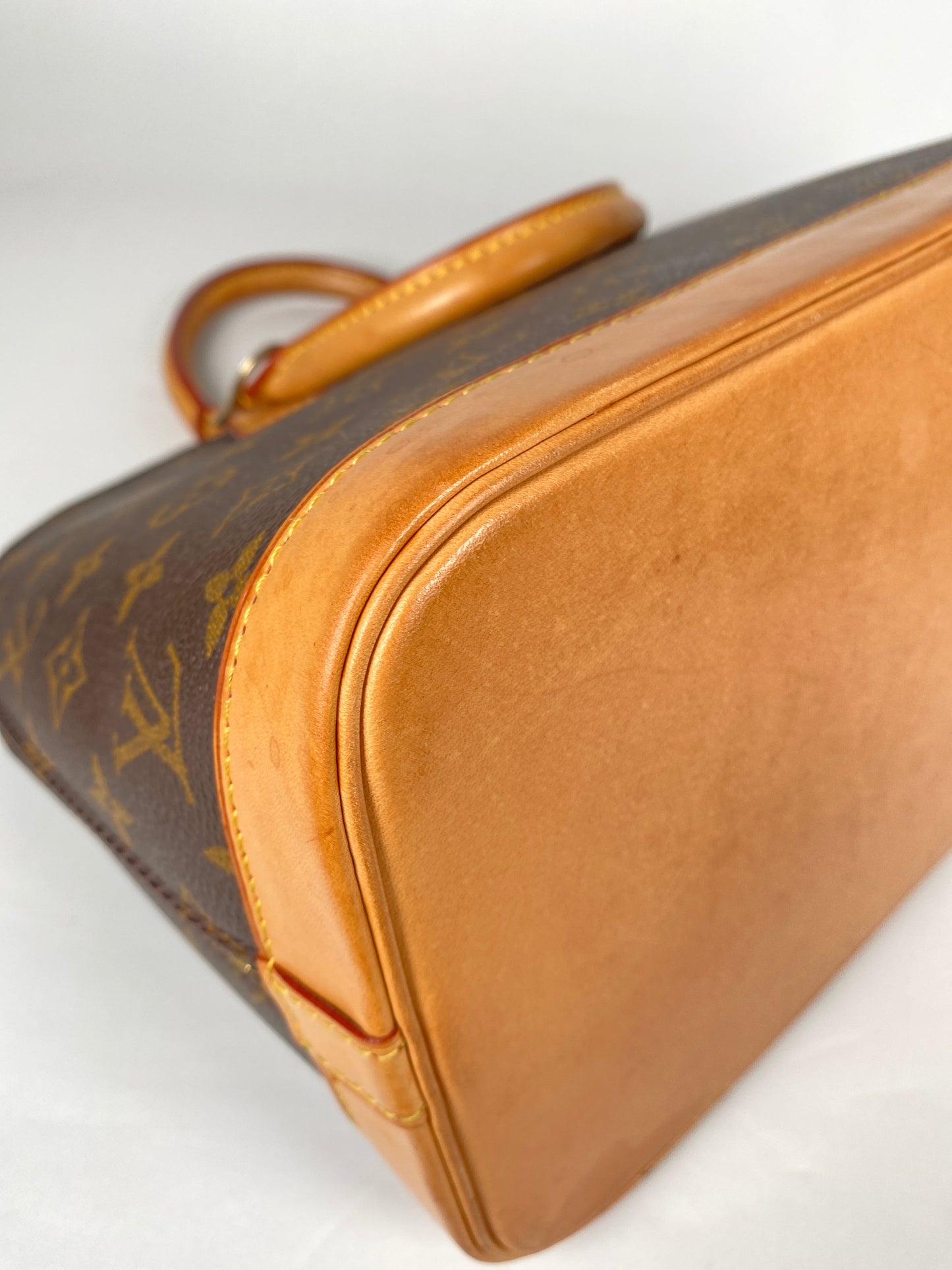LOUIS VUITTON - ALMA PM HANDBAG MONOGRAM CANVAS - YR 1998